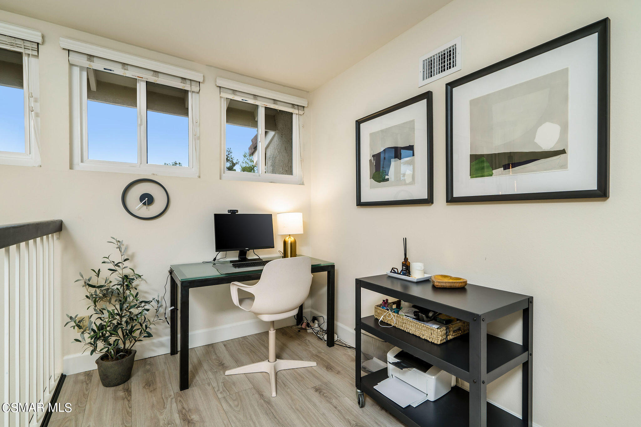 1588 Valecroft Avenue