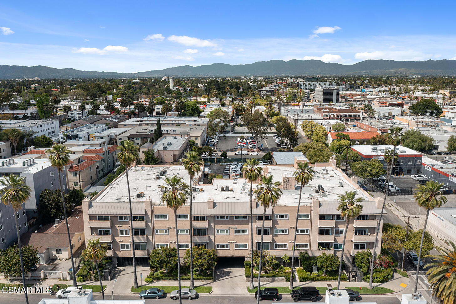 14607 Erwin Street, 106