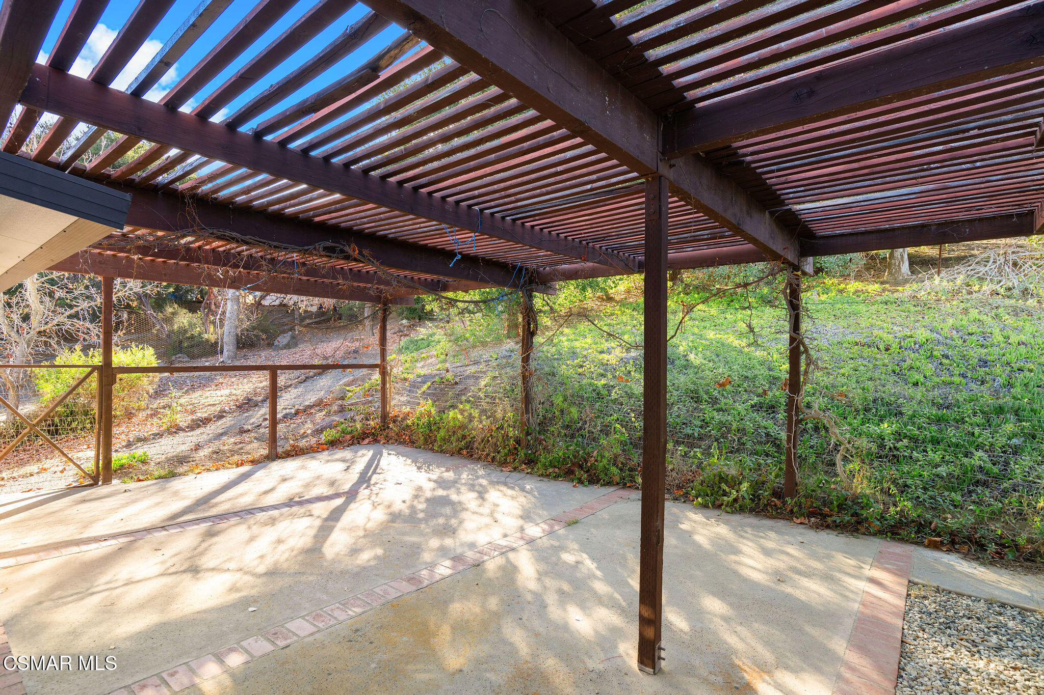 320 E Carlisle Road