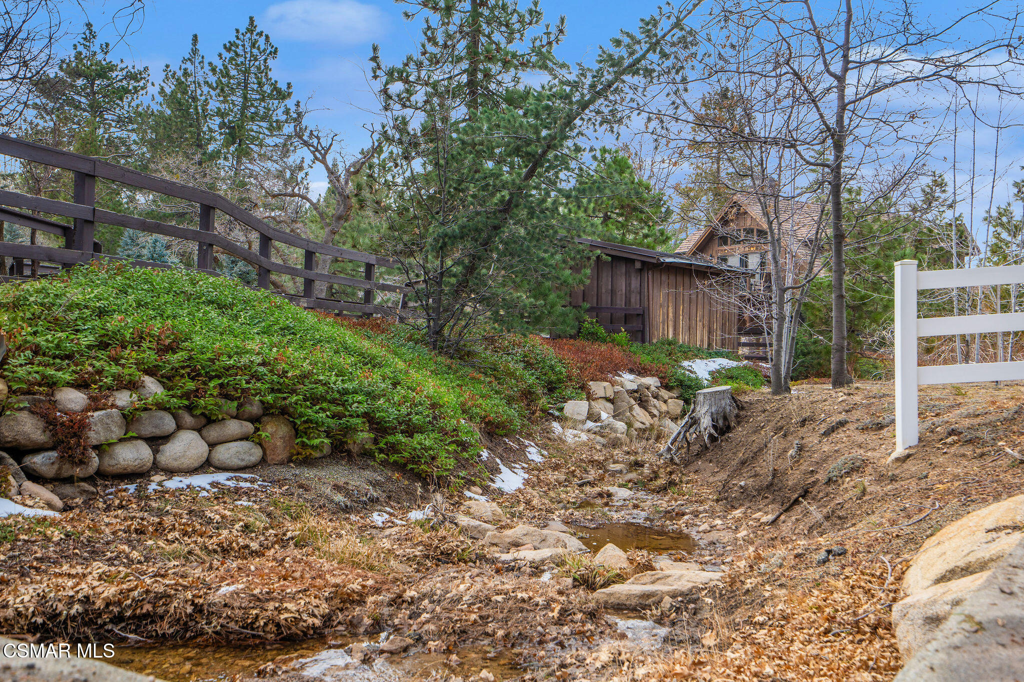 32310 Hummingbird Court