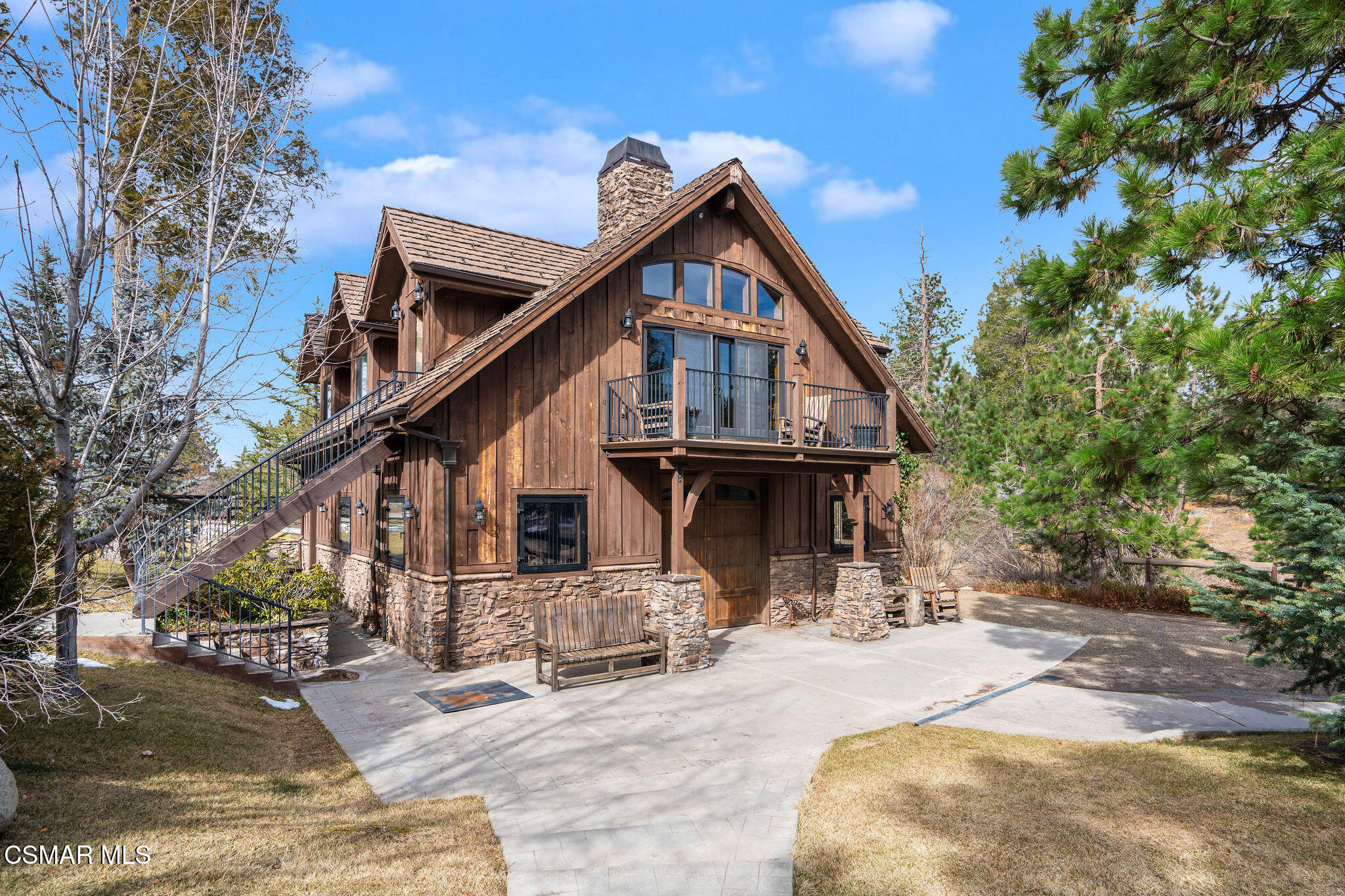 32310 Hummingbird Court