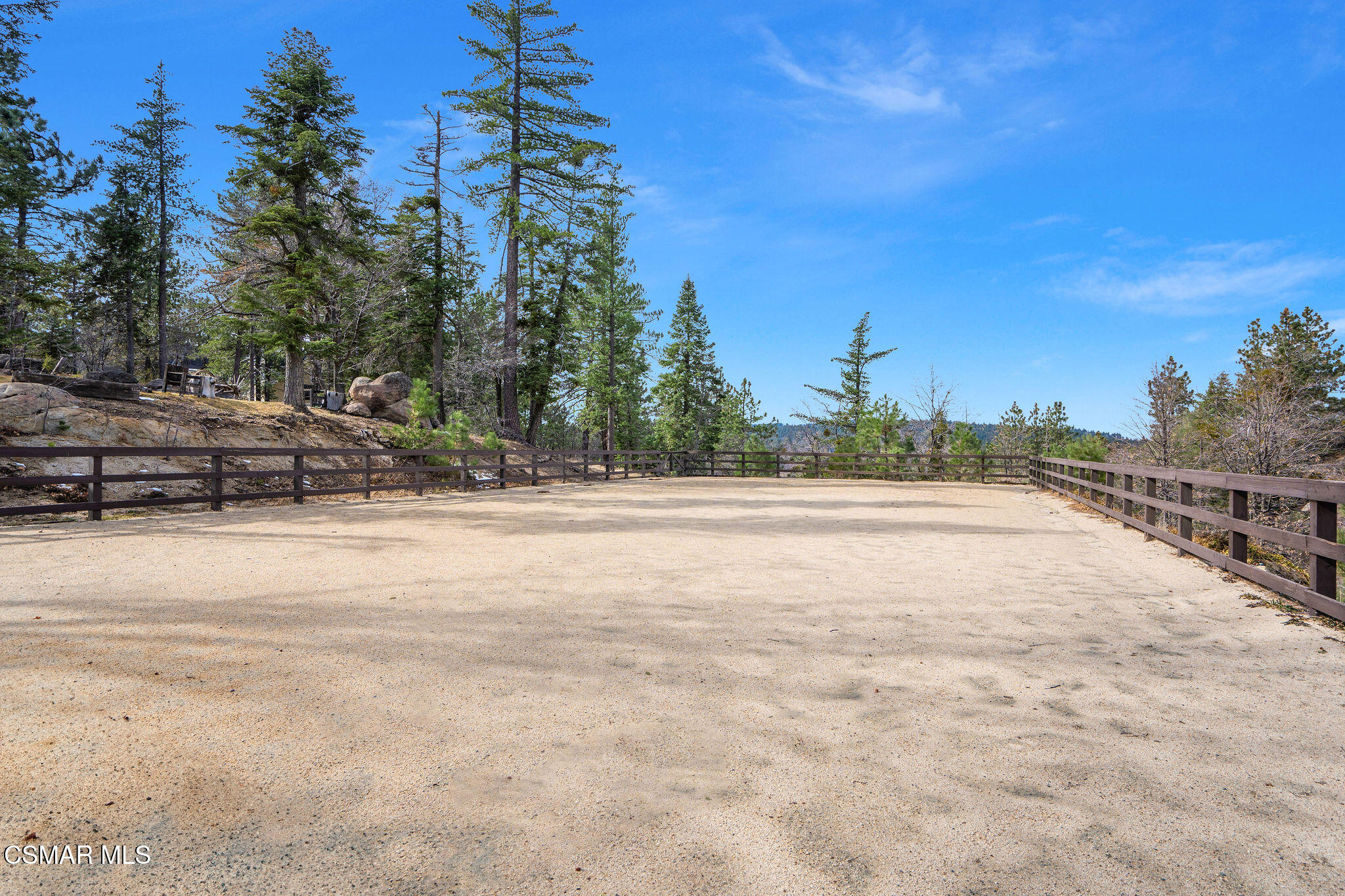 32310 Hummingbird Court