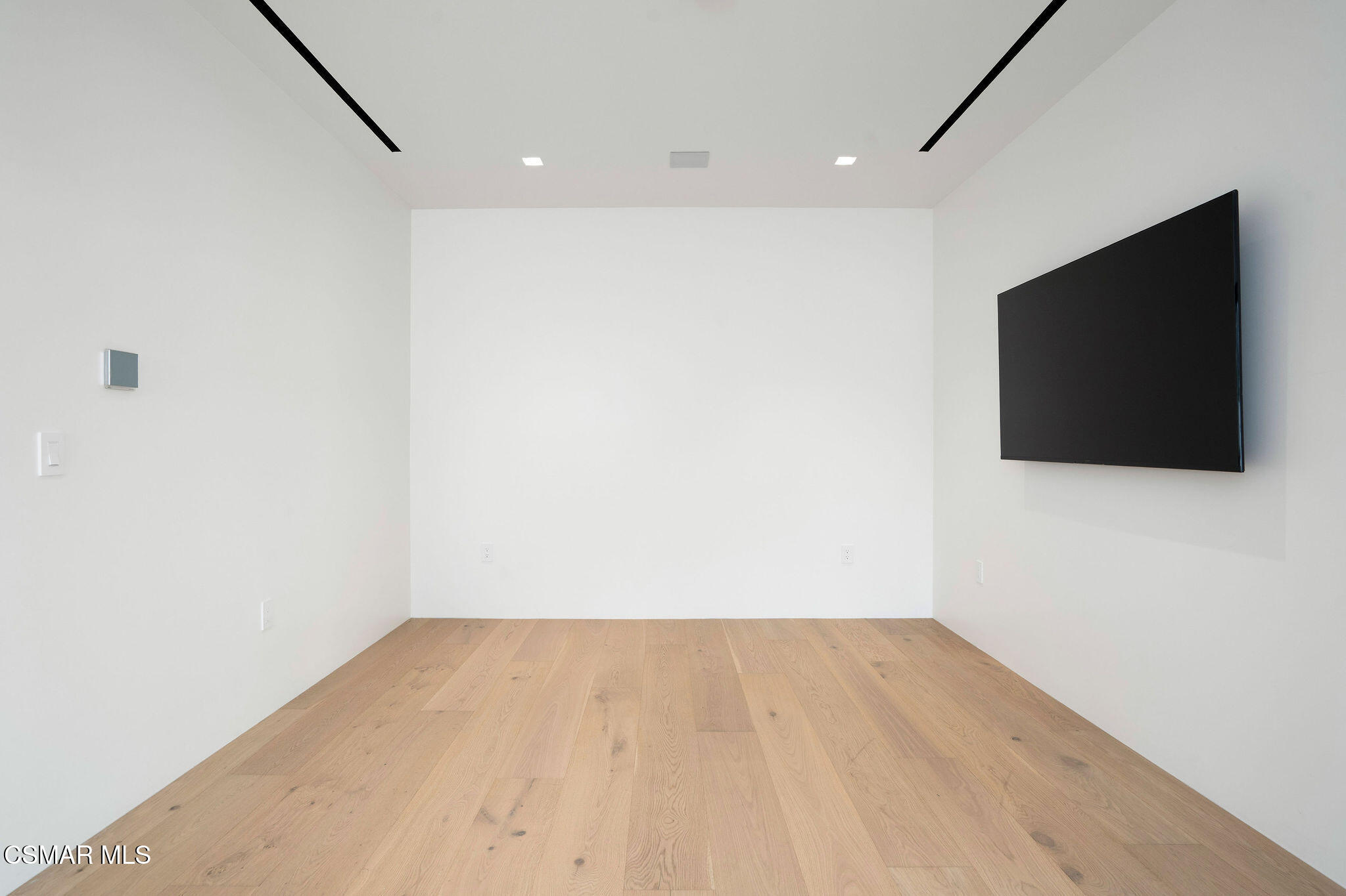 32001 Watergate Court