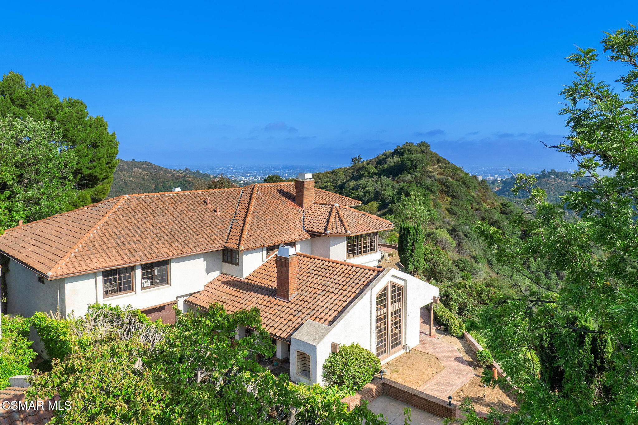 2457 Angelo Drive