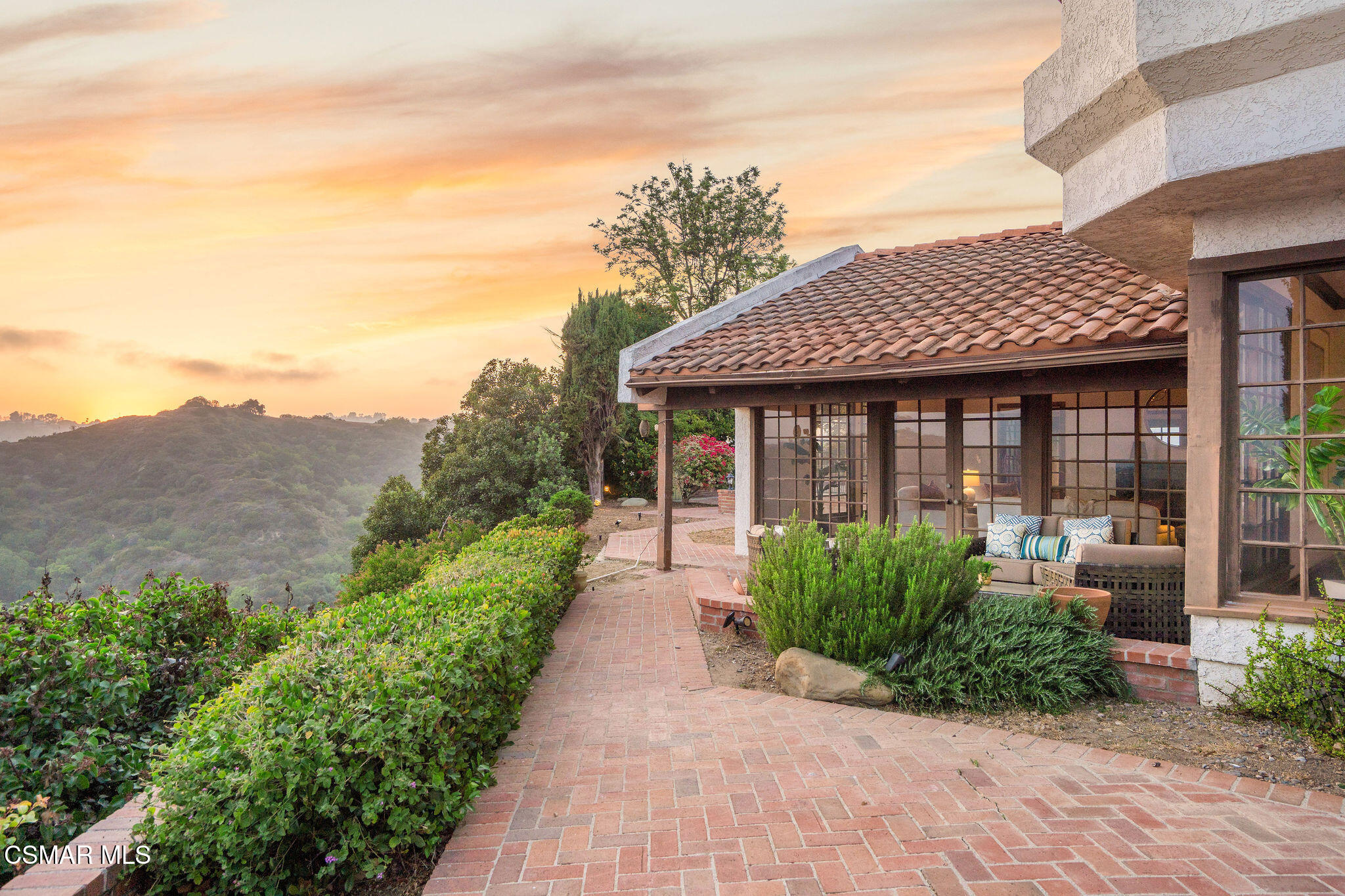 2457 Angelo Drive