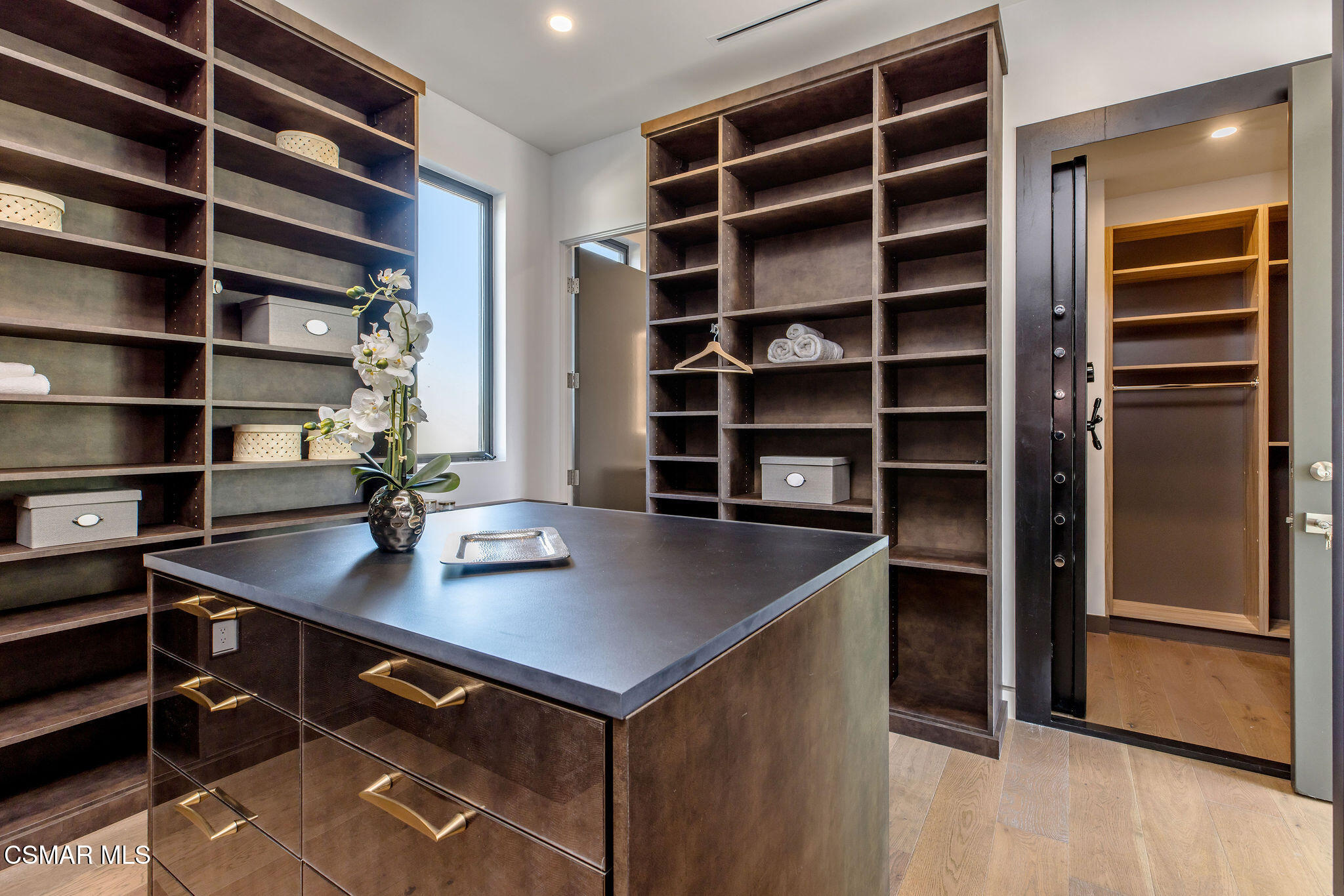 829 Flower Avenue