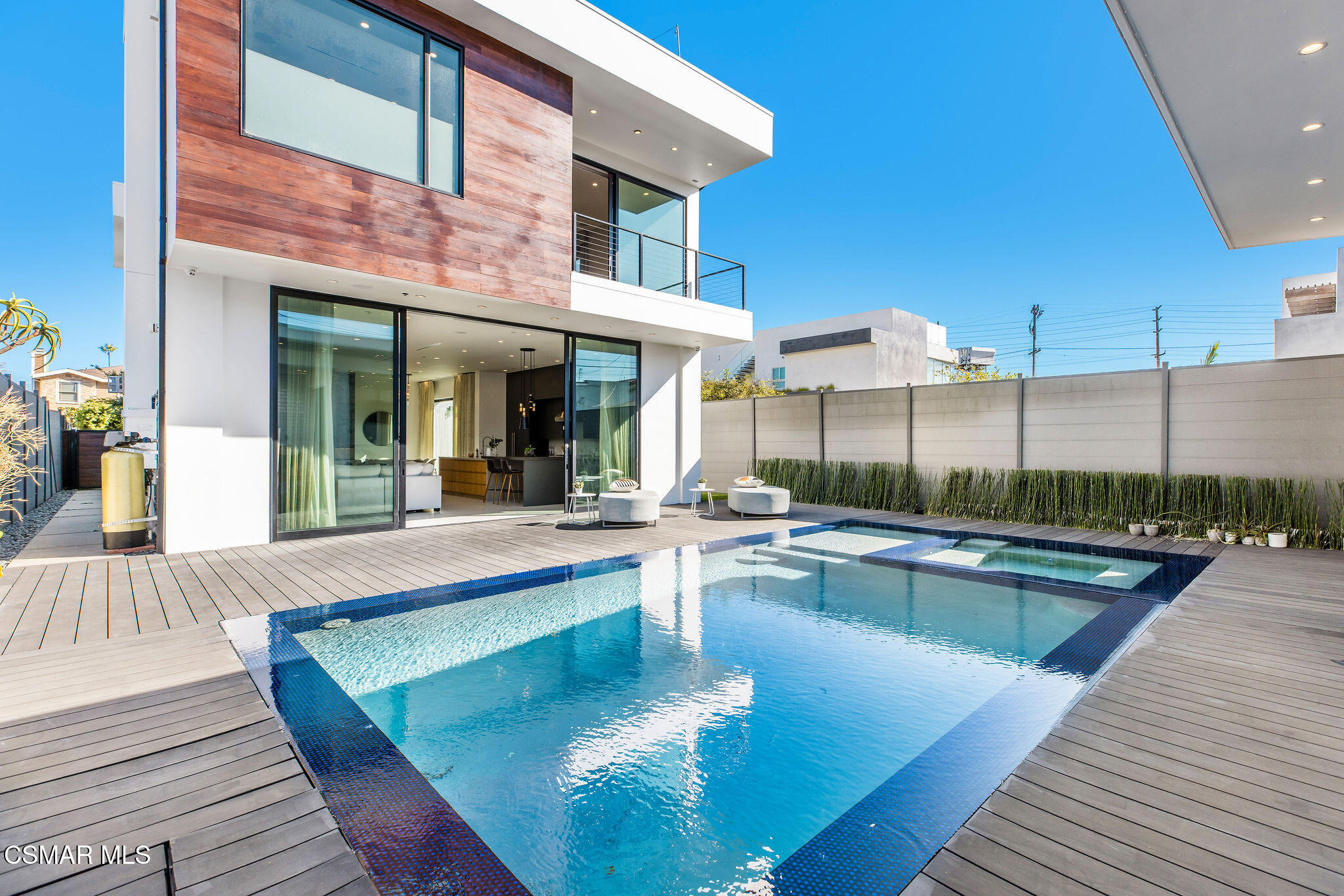 829 Flower Avenue