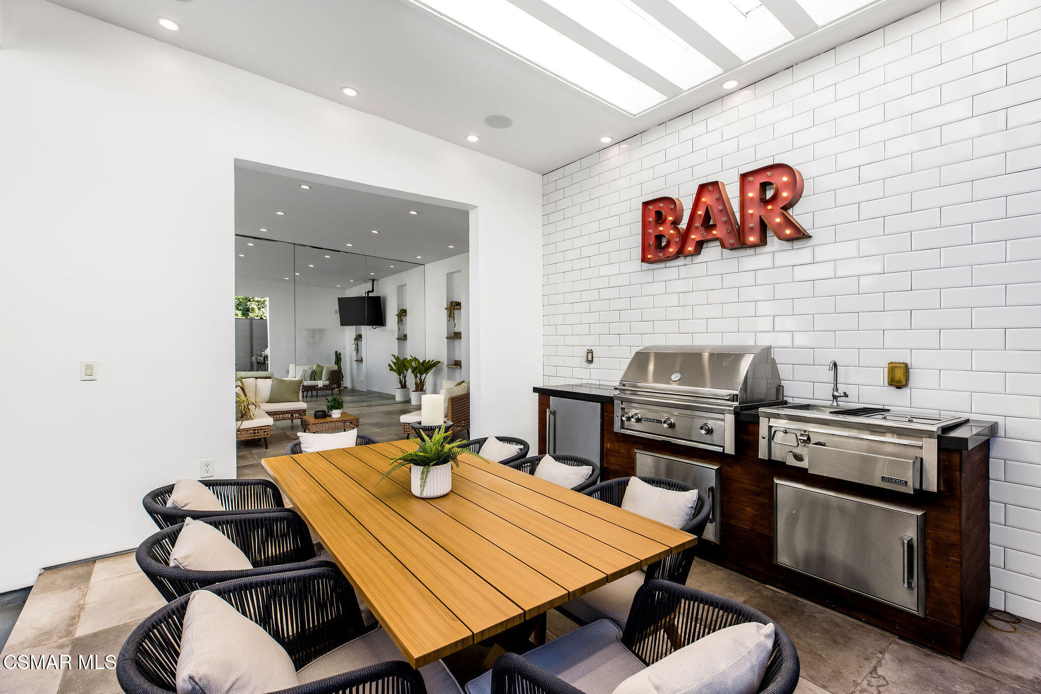 829 Flower Avenue