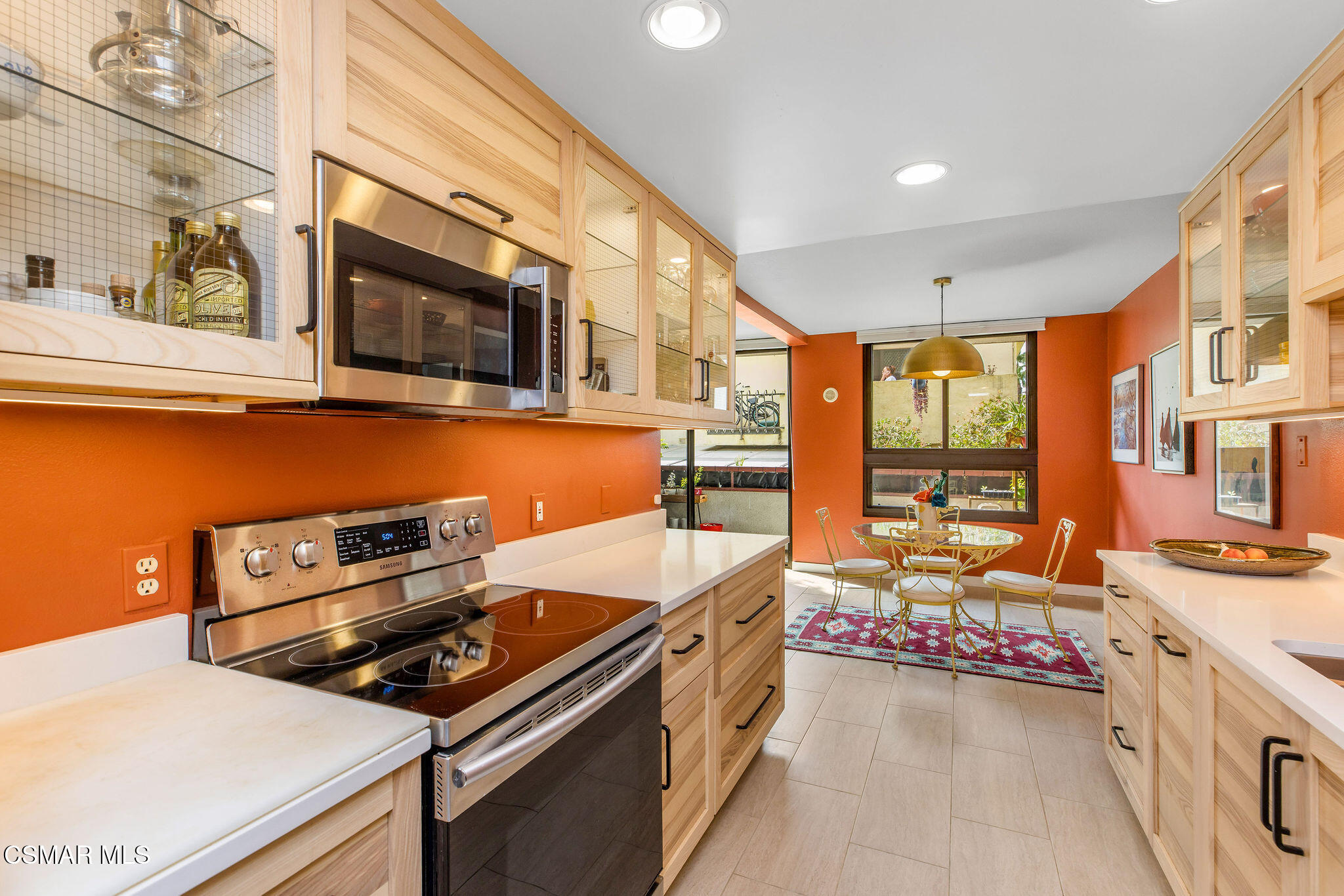 8828 Pershing Drive, 112