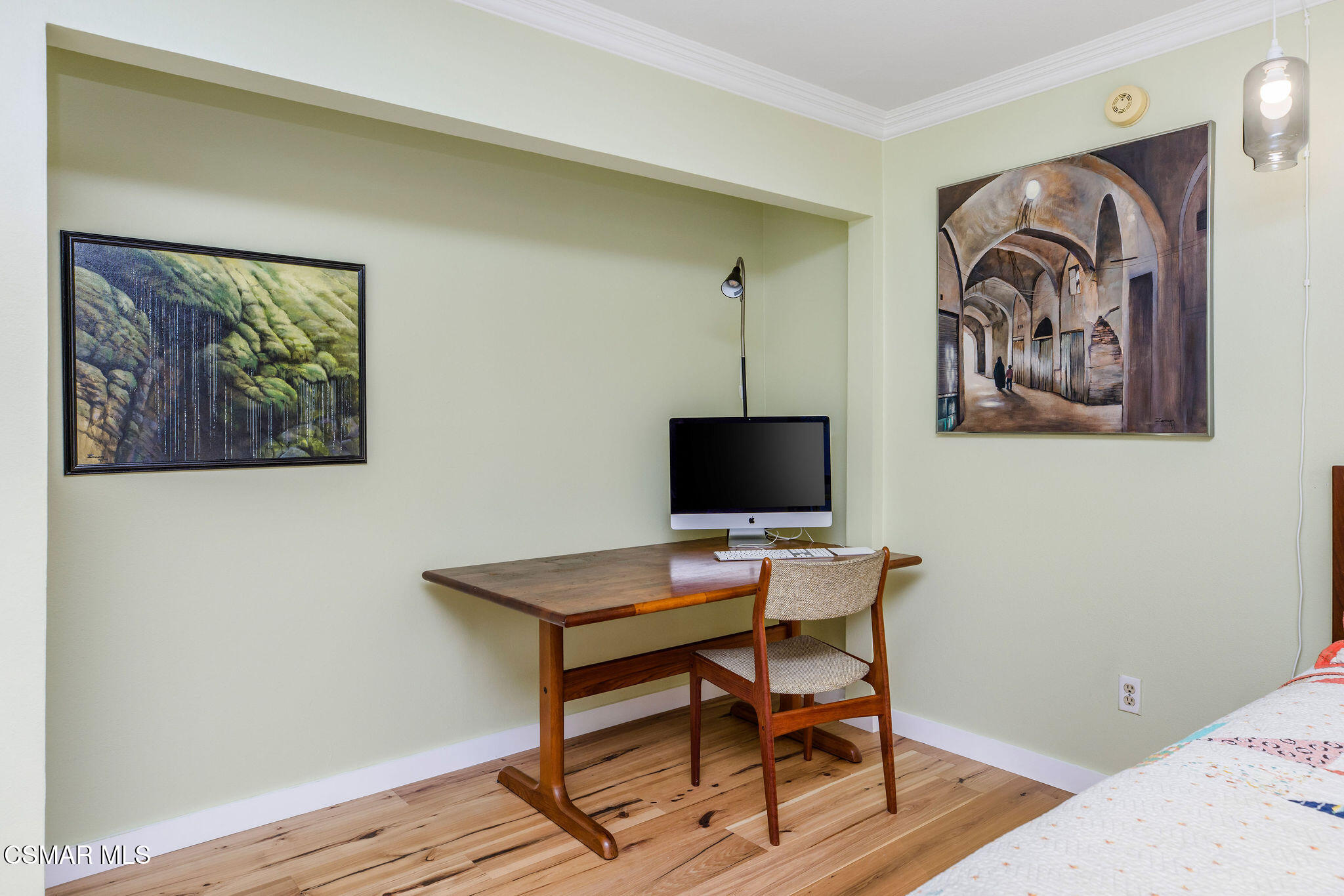 8828 Pershing Drive, 112