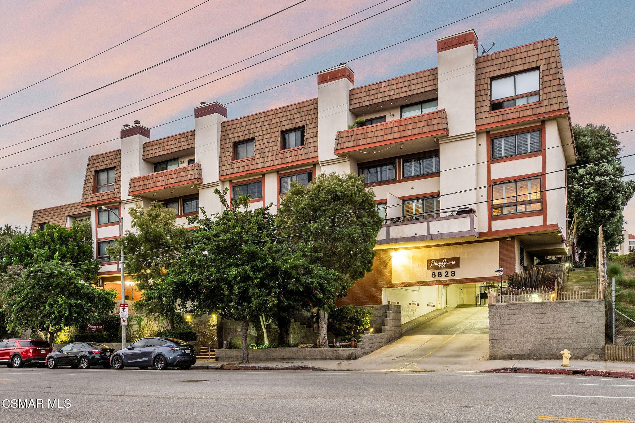 8828 Pershing Drive, 112