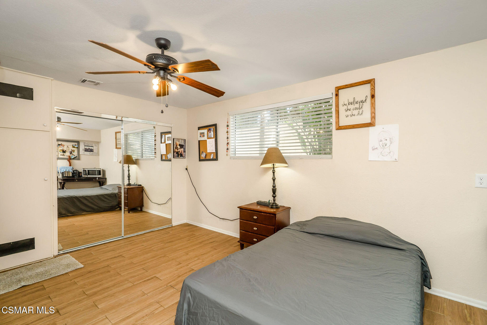 10215 Variel Avenue, 11