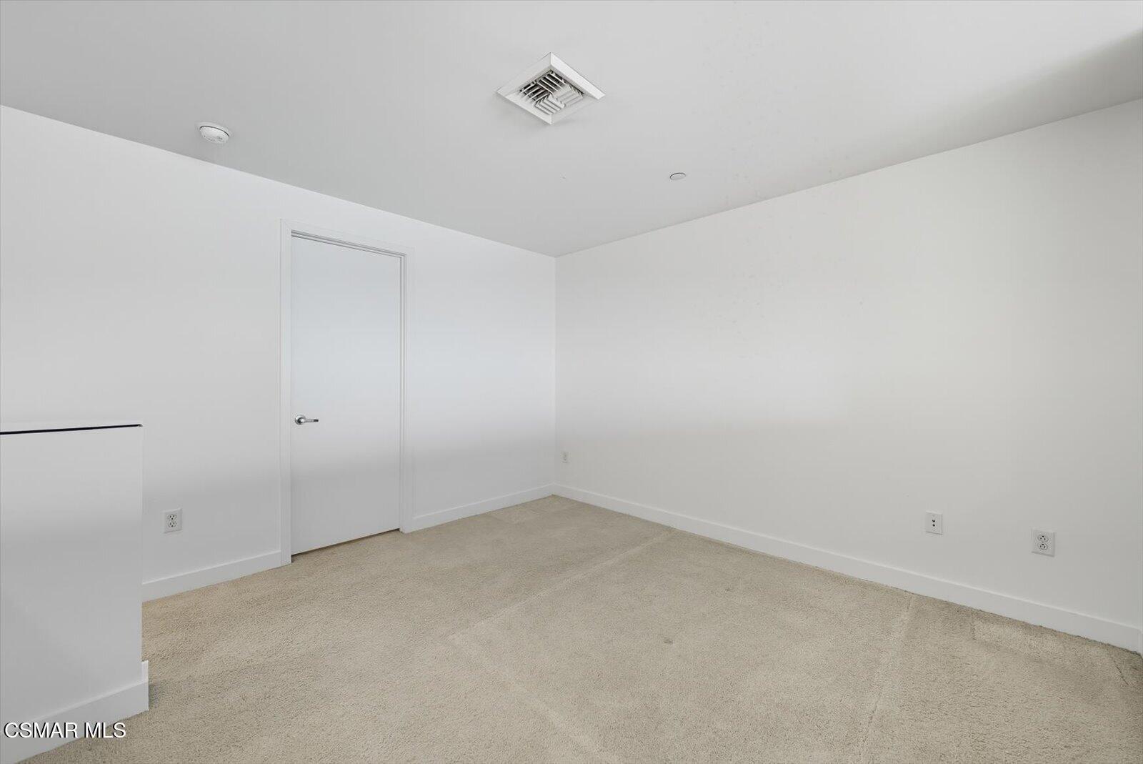 3810 Wilshire Boulevard, 1506