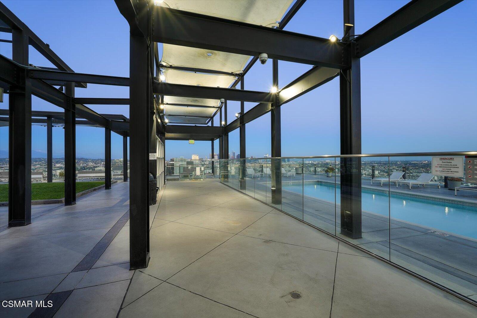 3810 Wilshire Boulevard, 1506