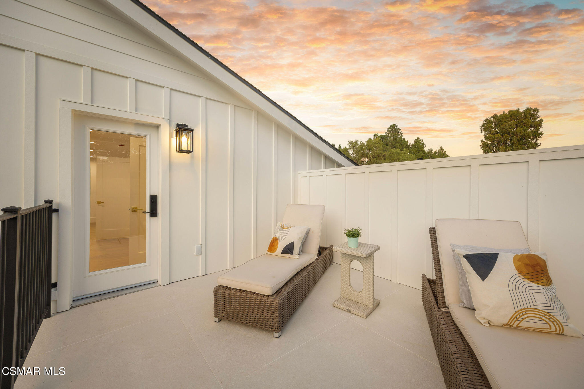 1324 La Granada Drive