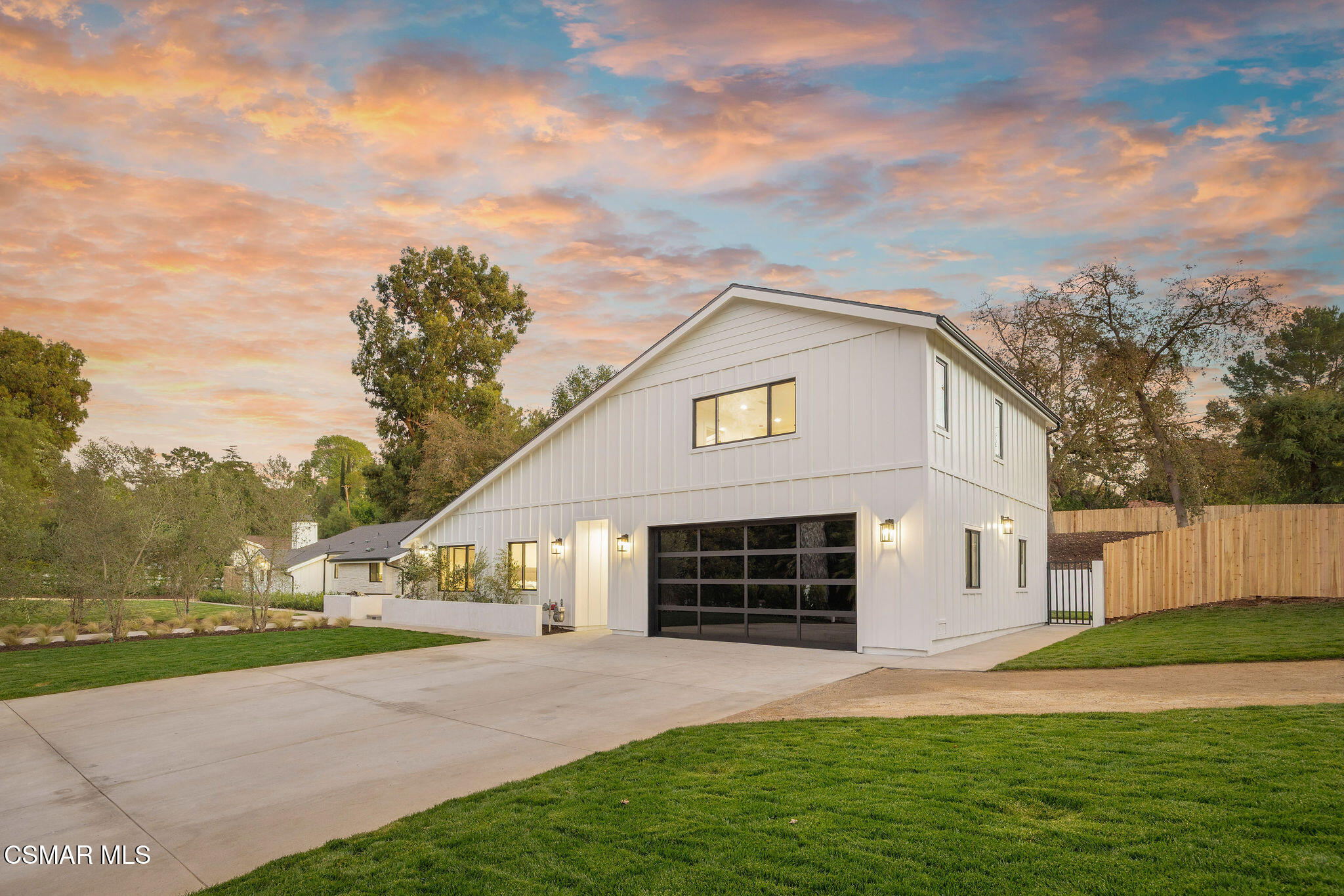 1324 La Granada Drive