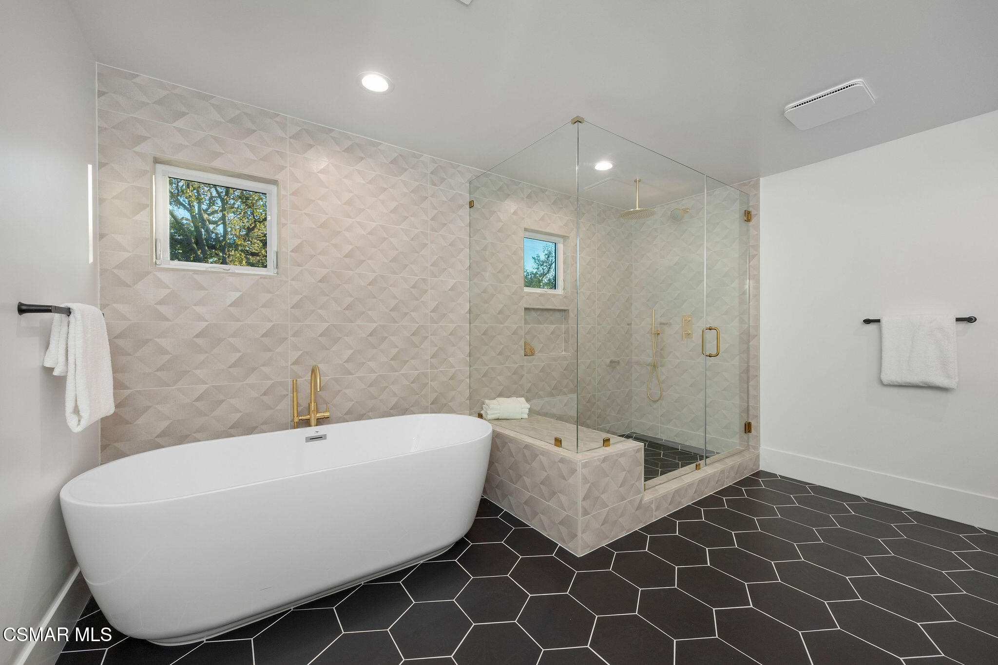 1324 La Granada Drive