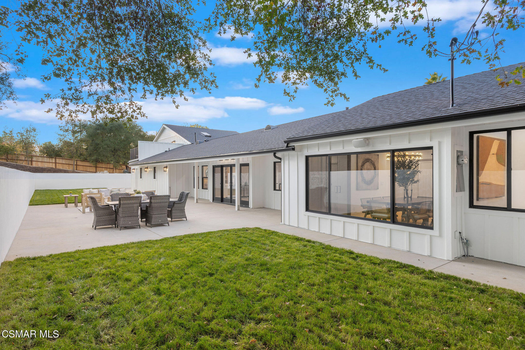 1324 La Granada Drive