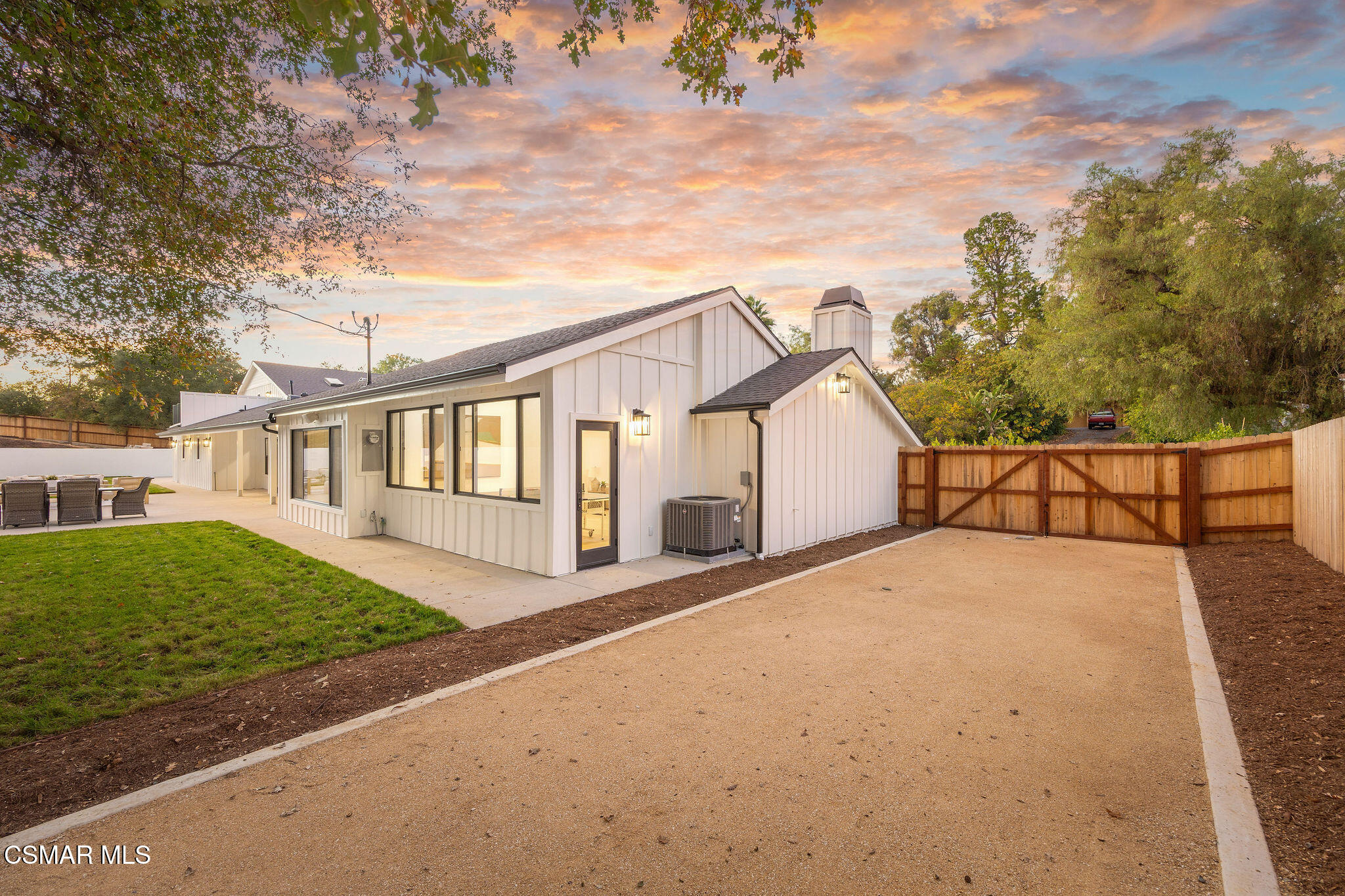 1324 La Granada Drive