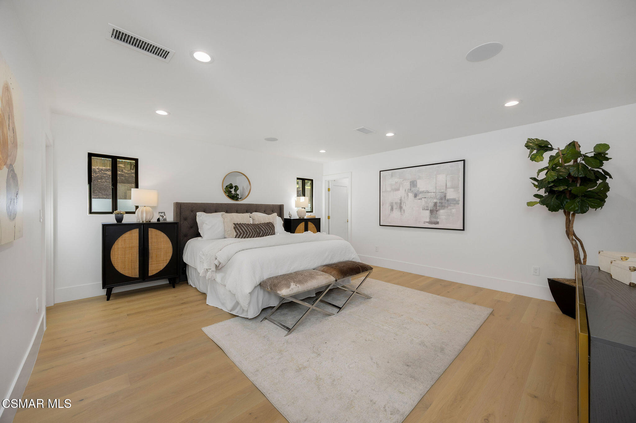 1324 La Granada Drive