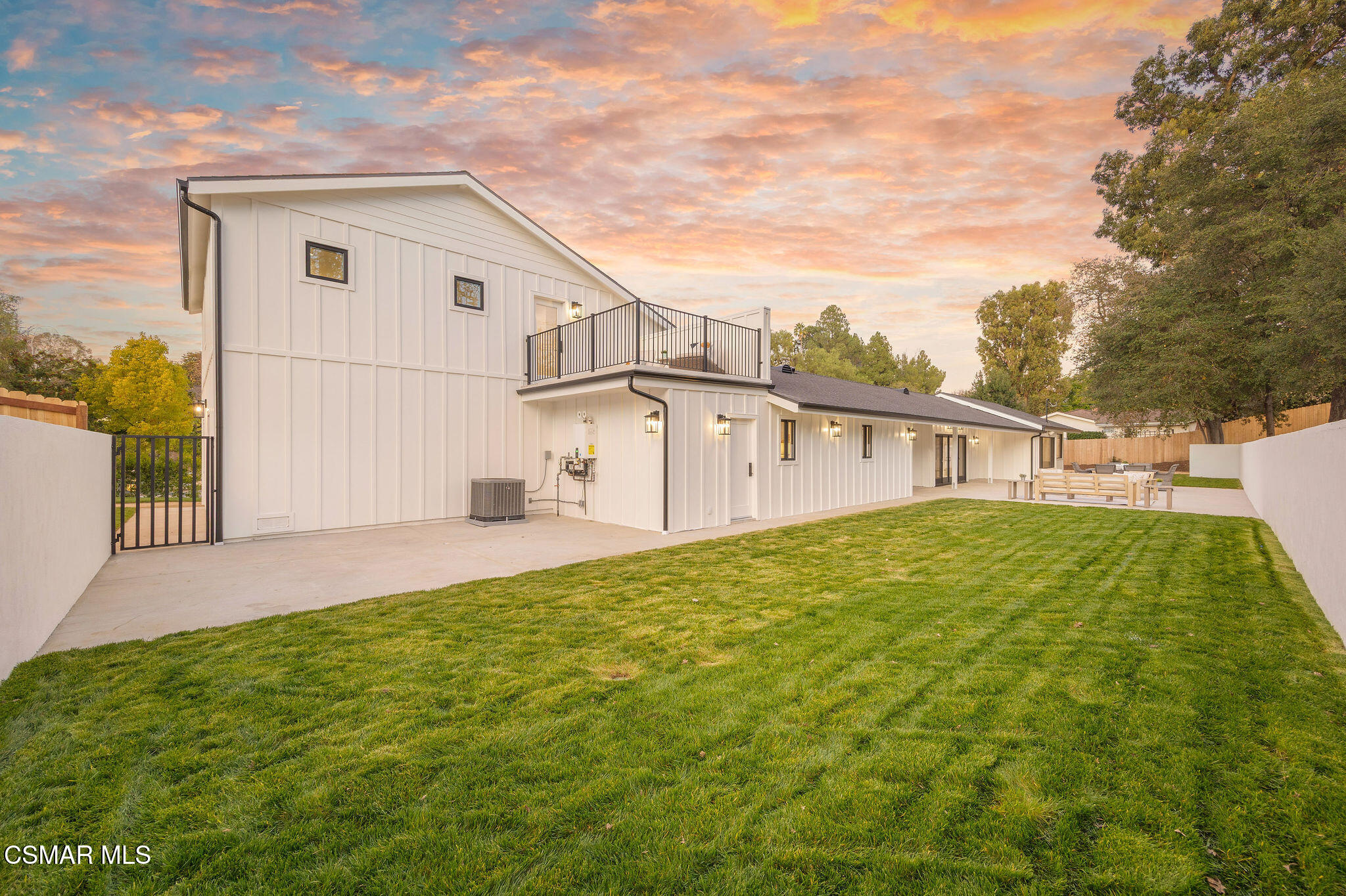 1324 La Granada Drive