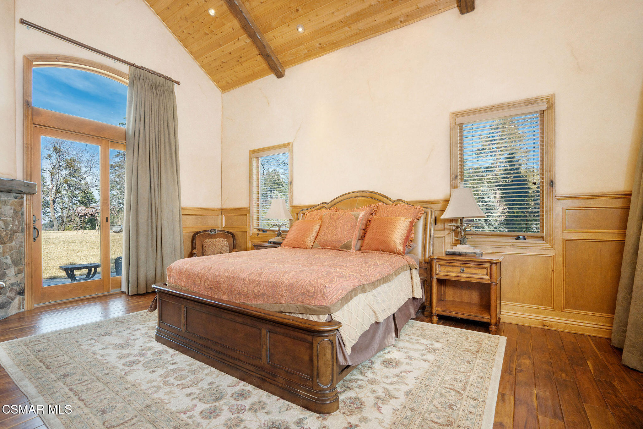 32310 Hummingbird Court