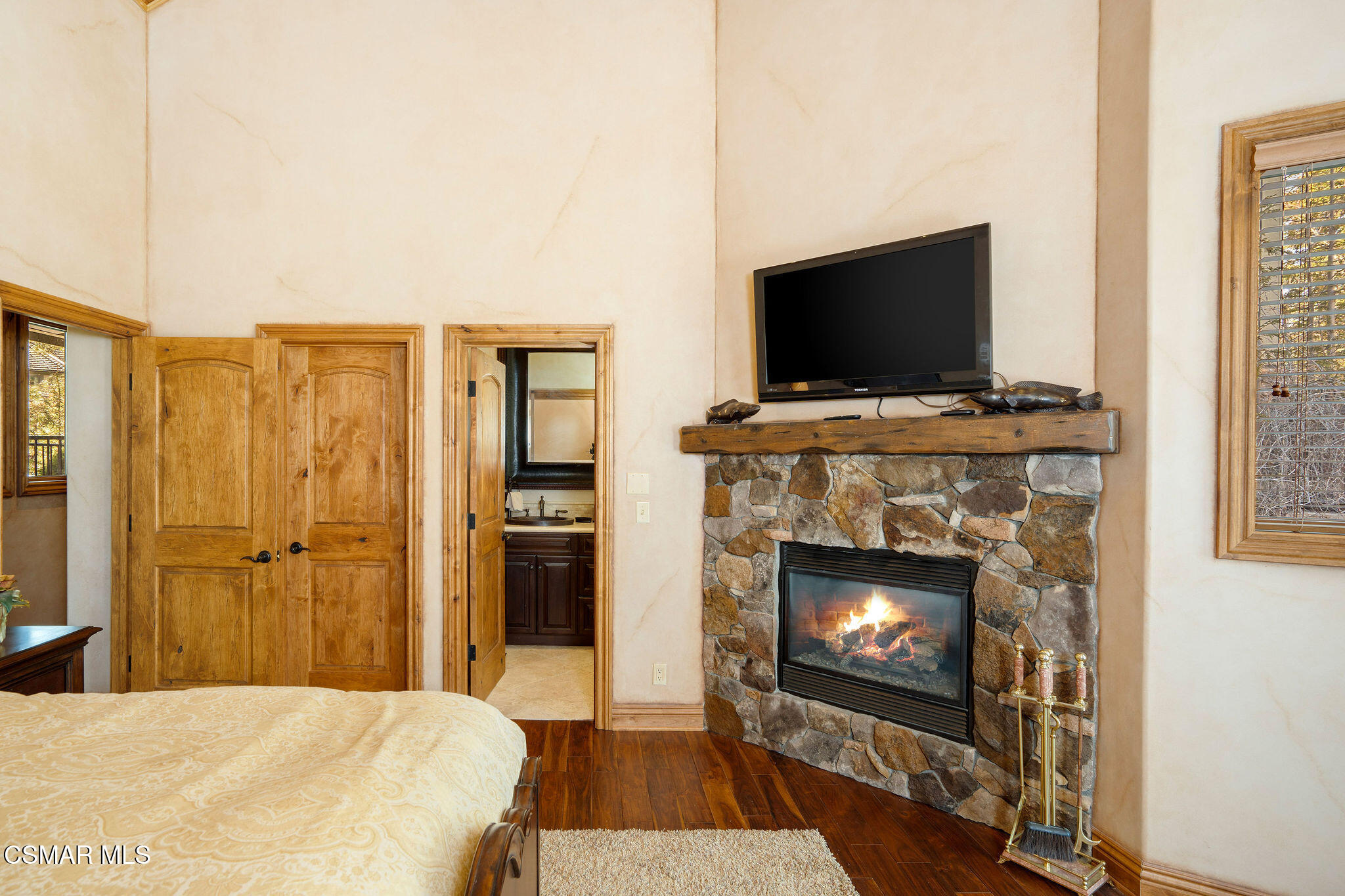 32310 Hummingbird Court