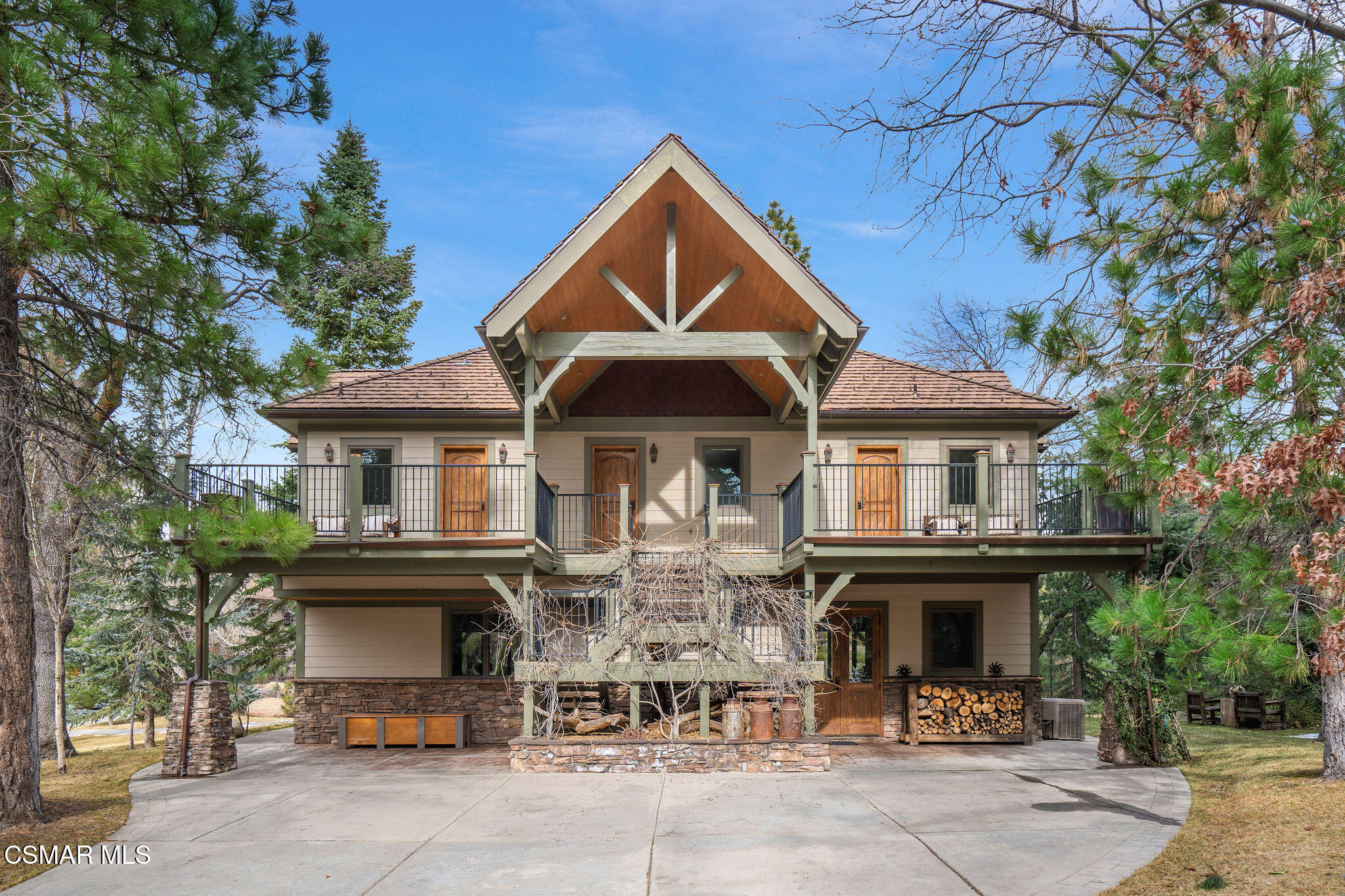 32310 Hummingbird Court