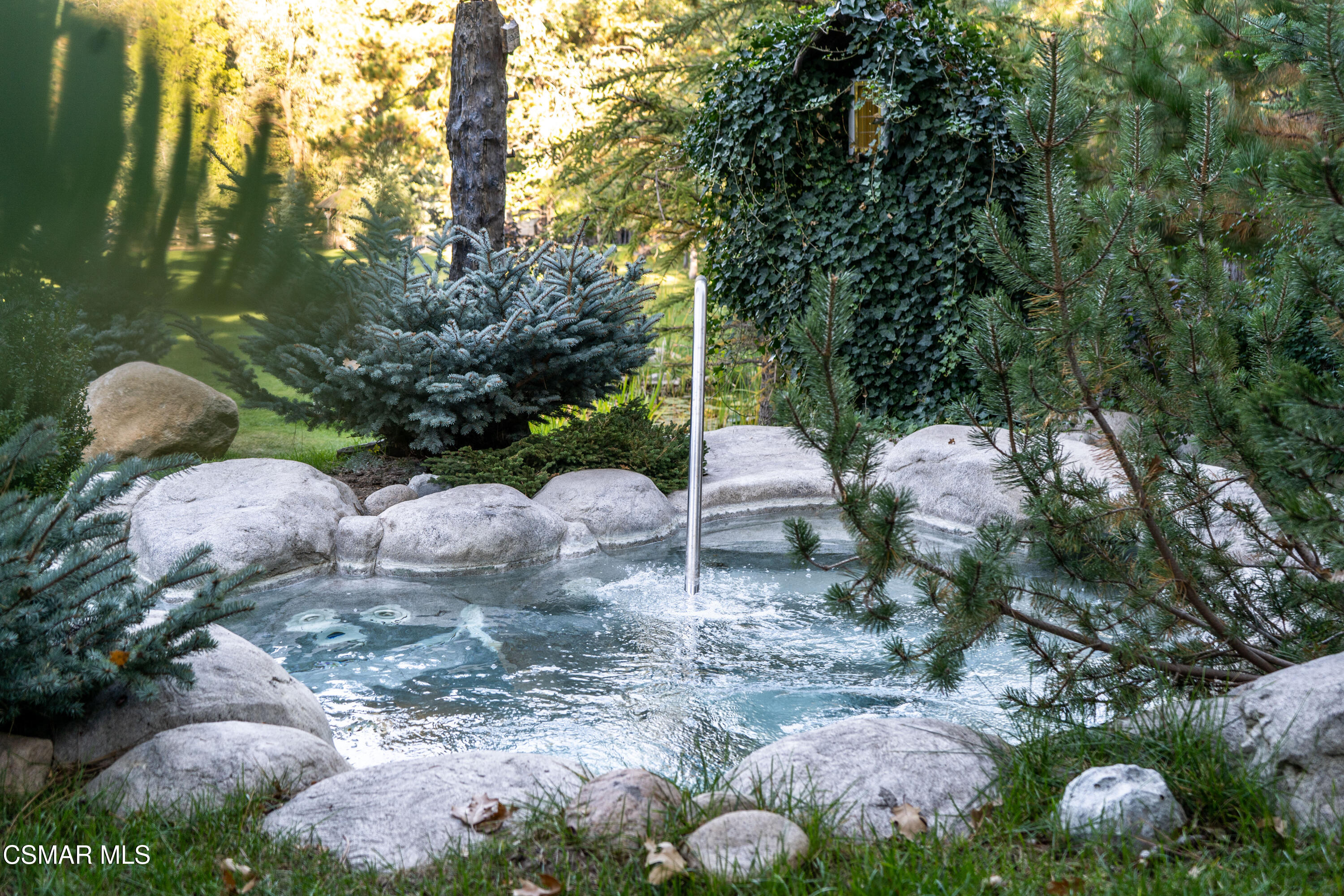 32310 Hummingbird Court