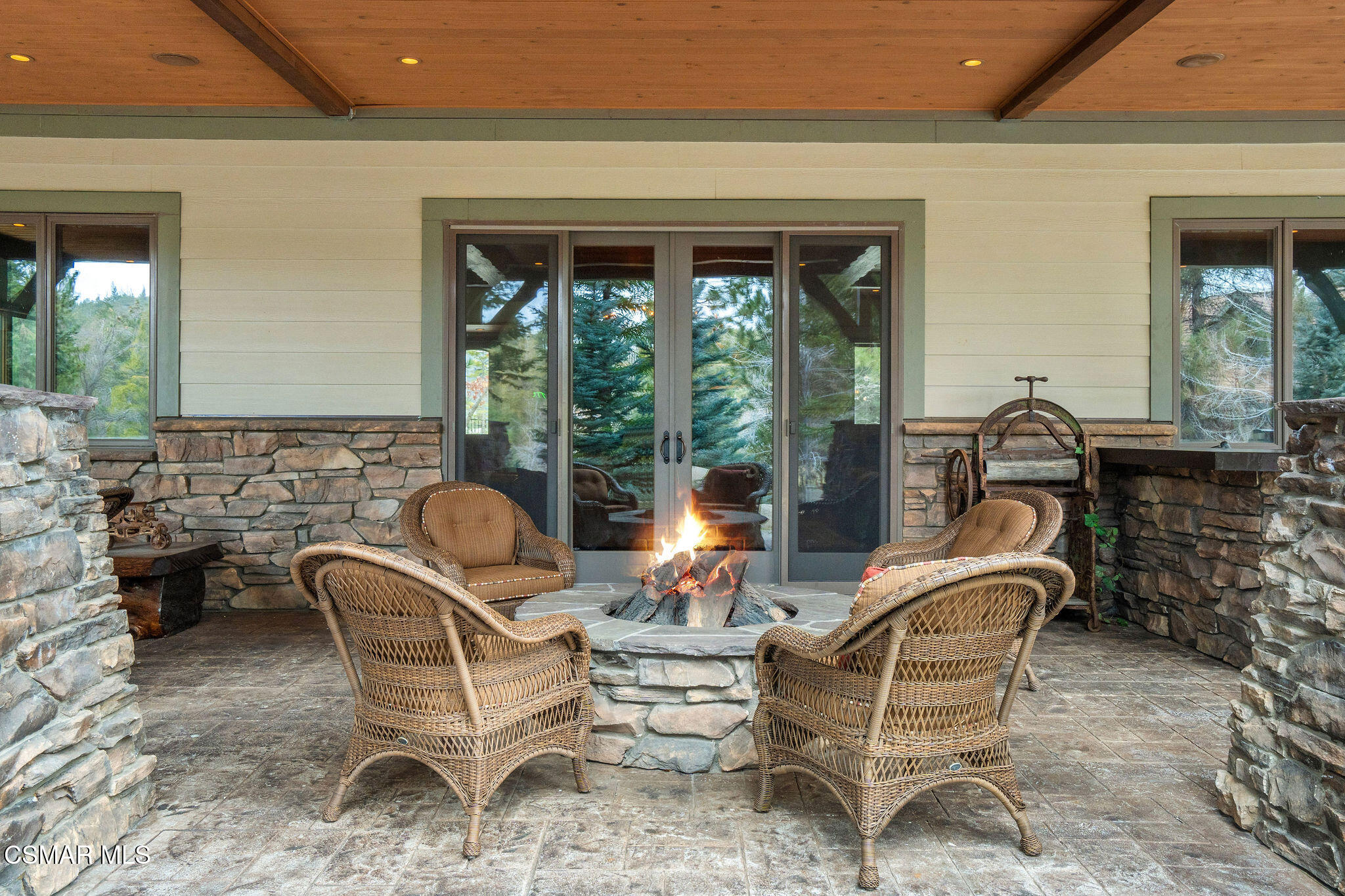 32310 Hummingbird Court