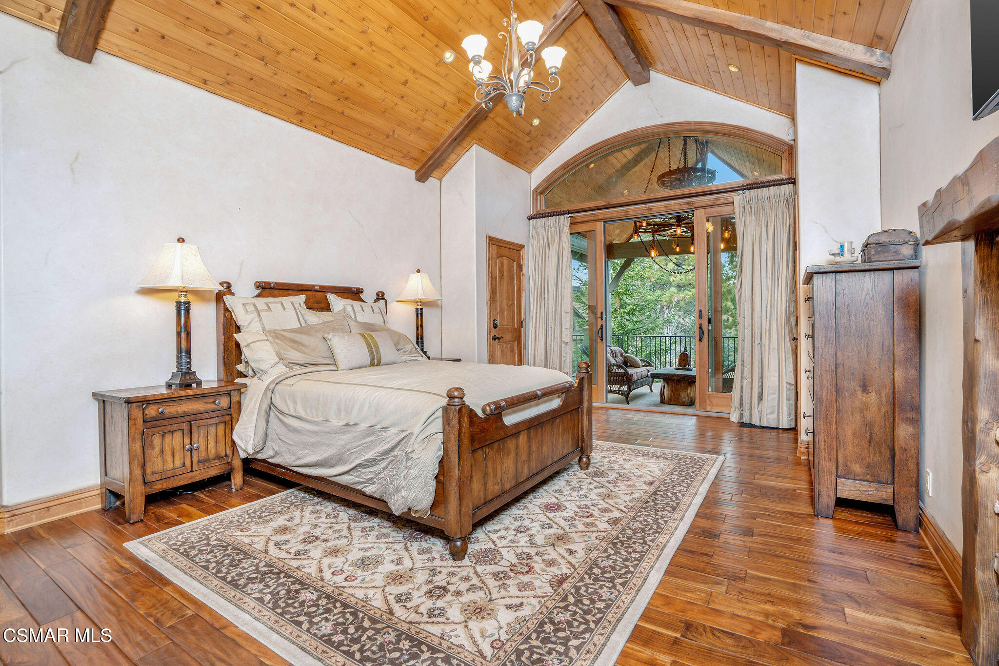 32310 Hummingbird Court