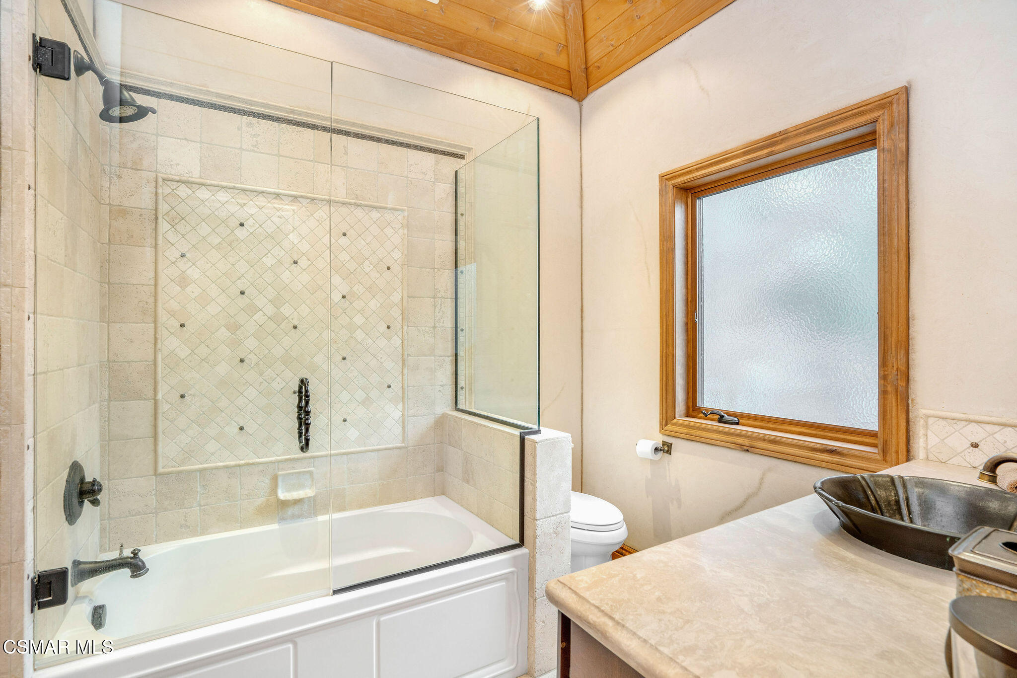 32310 Hummingbird Court