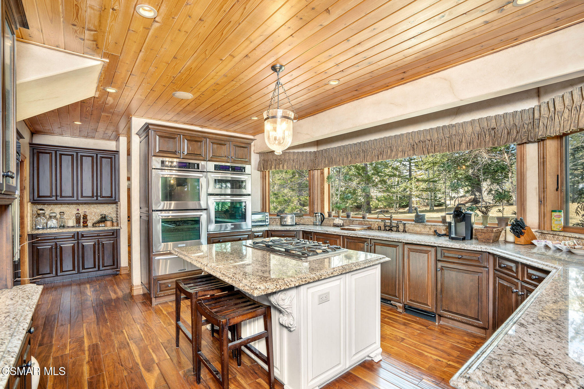 32310 Hummingbird Court