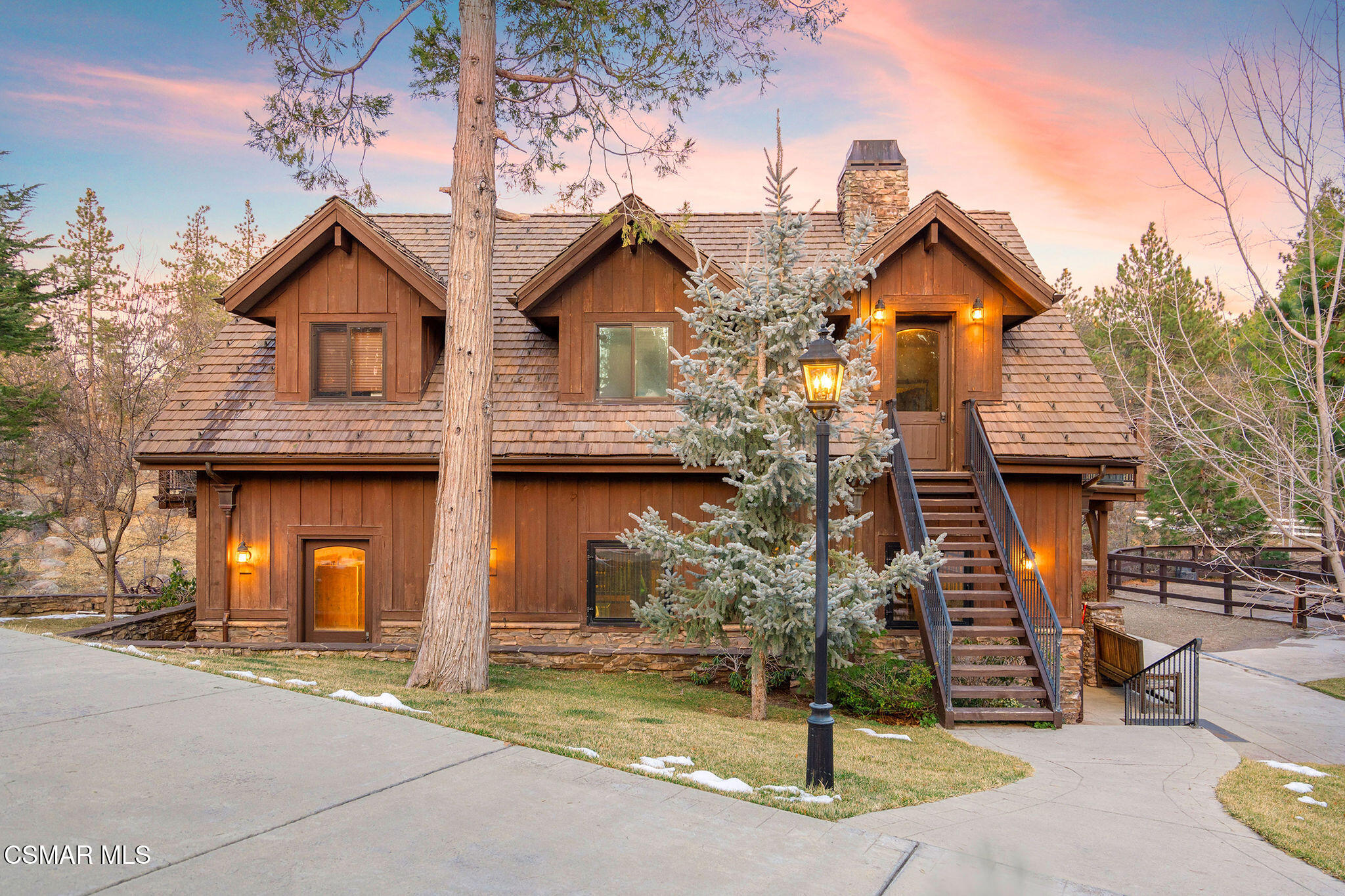 32310 Hummingbird Court