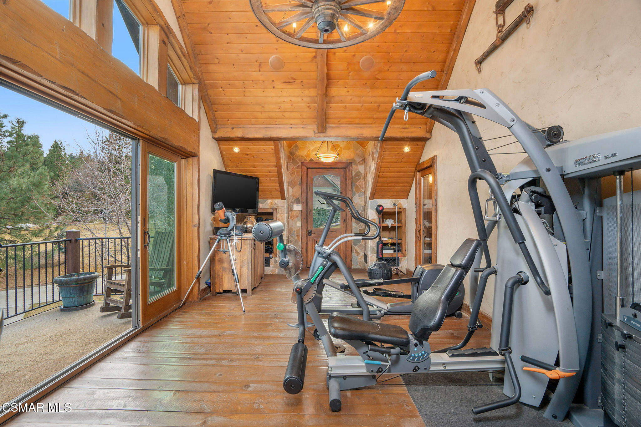 32310 Hummingbird Court