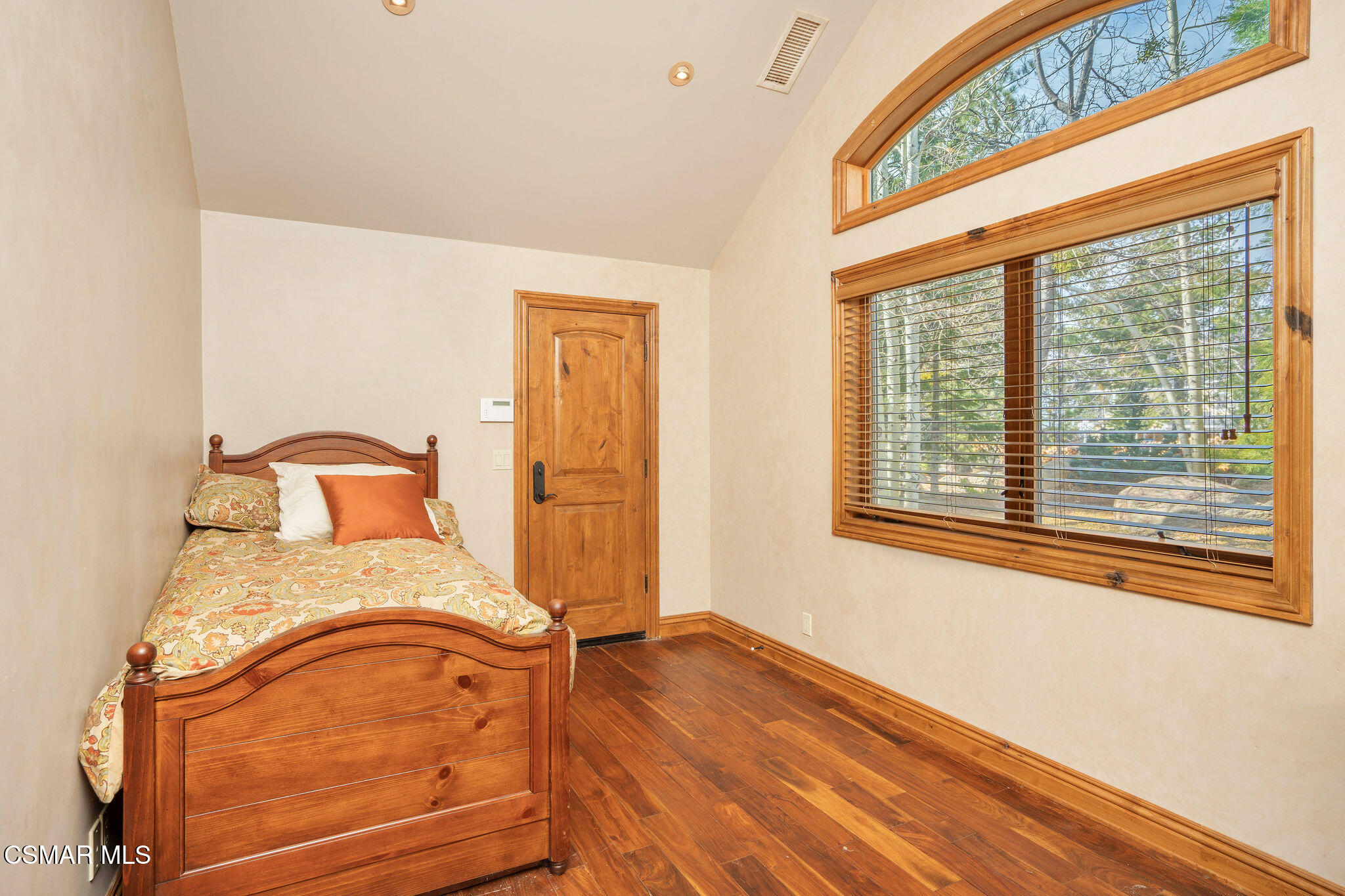 32310 Hummingbird Court