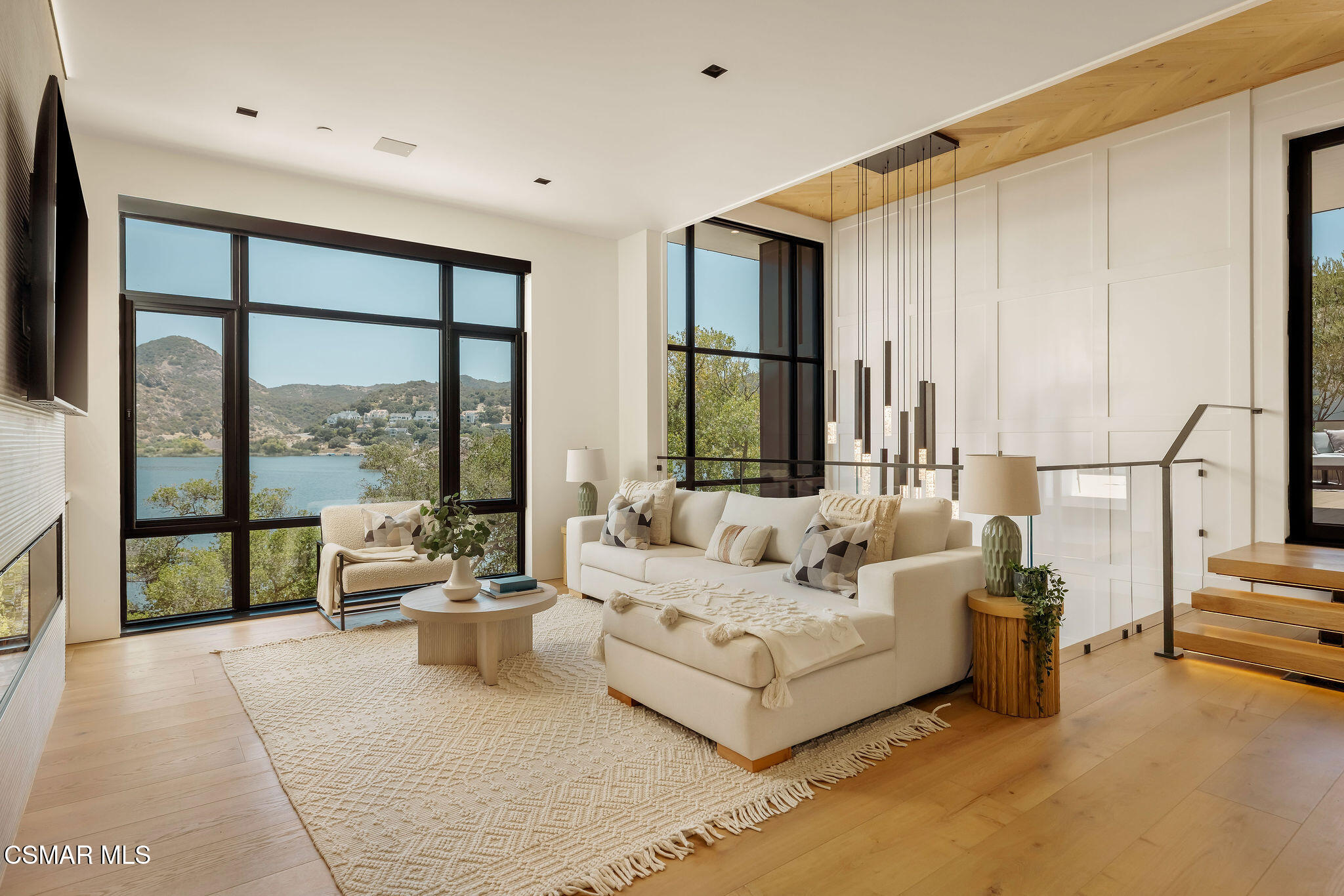 93 Lake Sherwood Drive