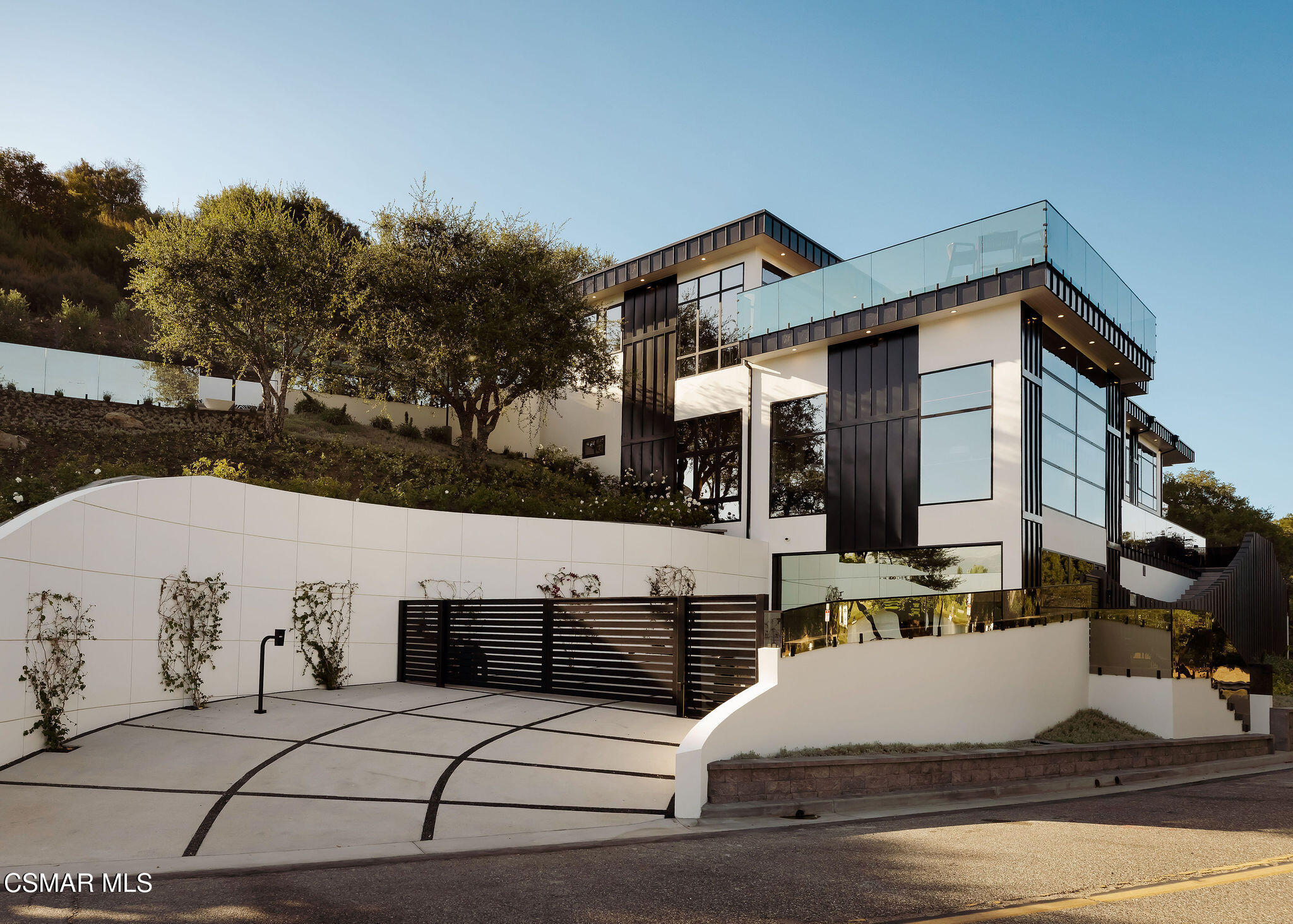 93 Lake Sherwood Drive