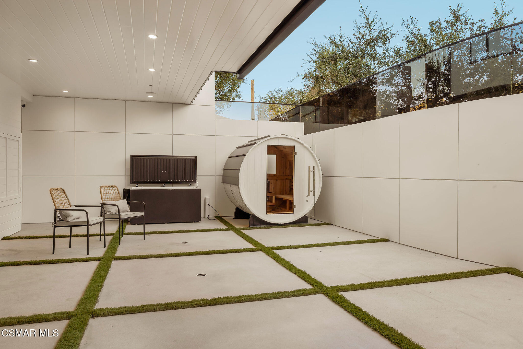 93 Lake Sherwood Drive