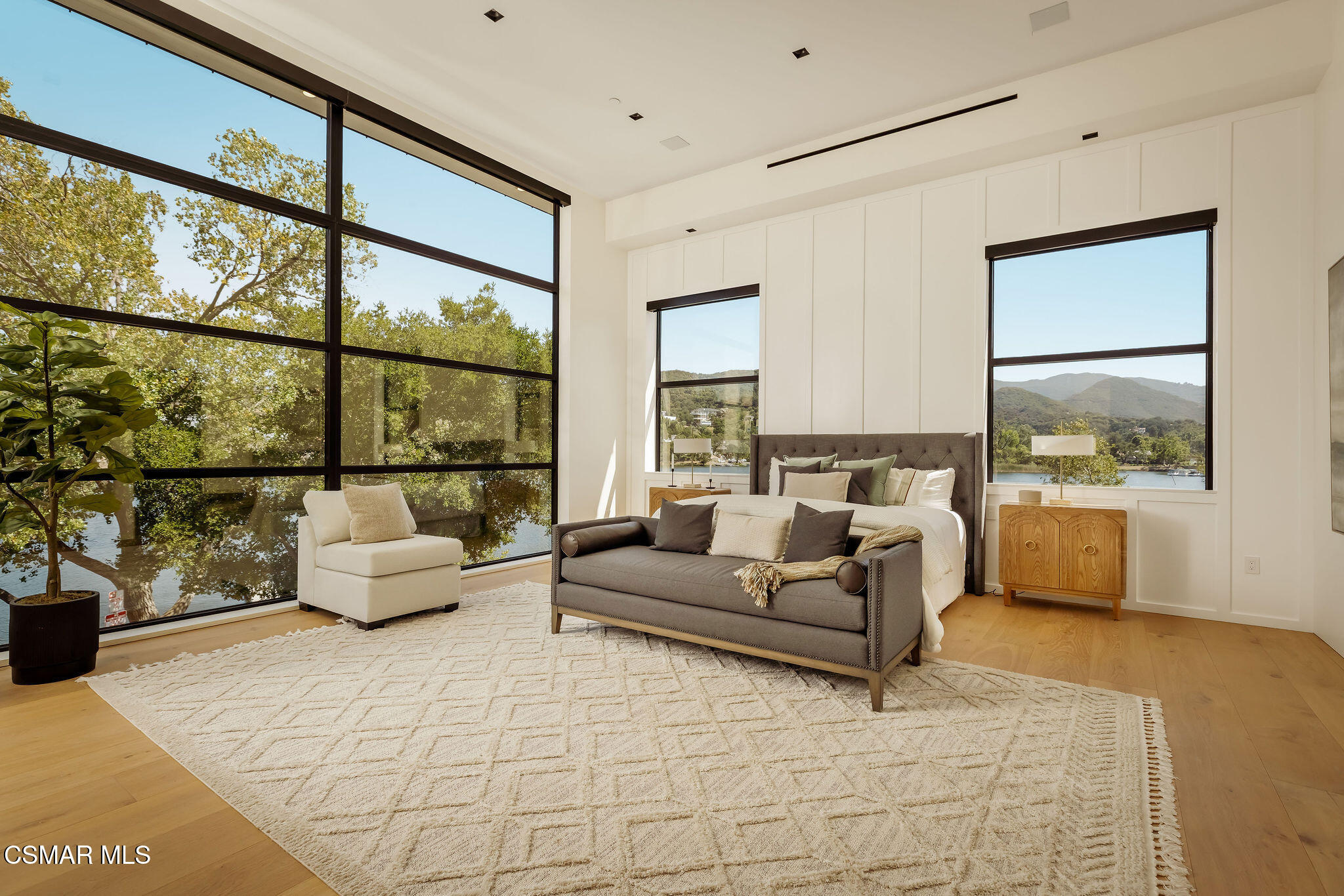 93 Lake Sherwood Drive