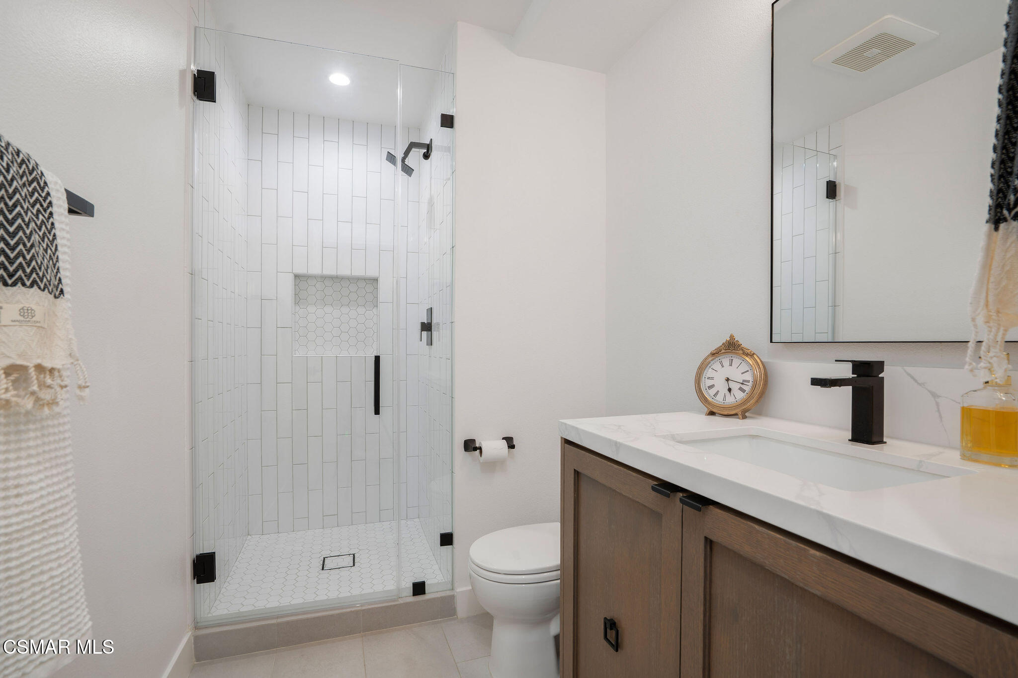 1707 Crooked Trail Place