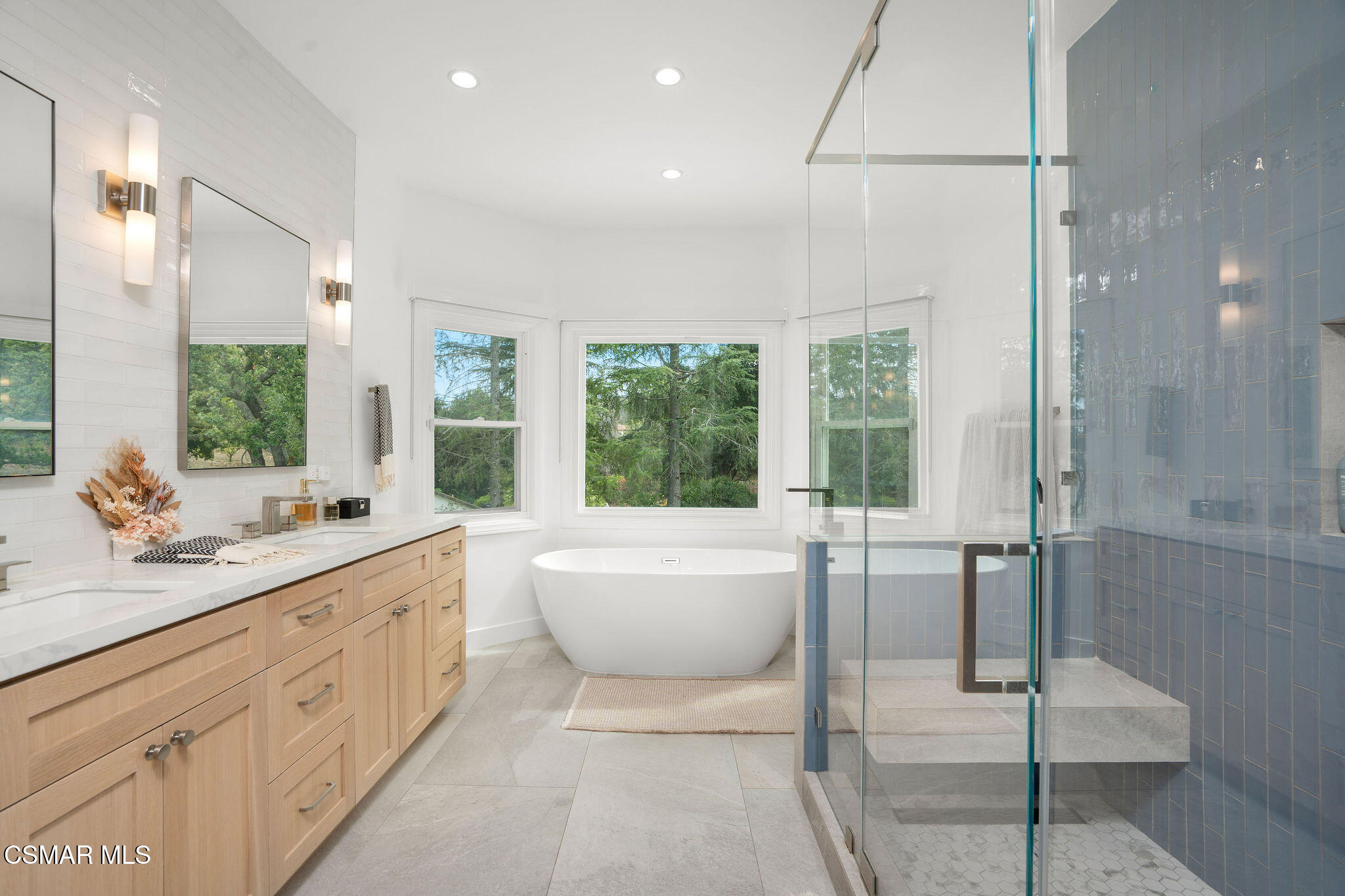 1707 Crooked Trail Place