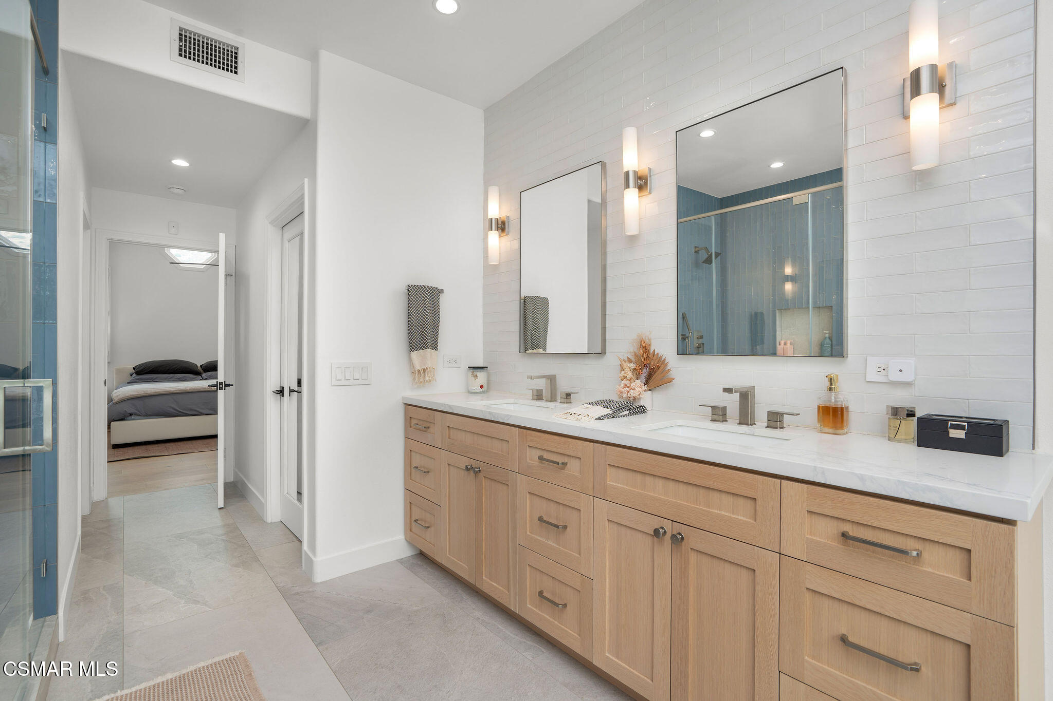 1707 Crooked Trail Place