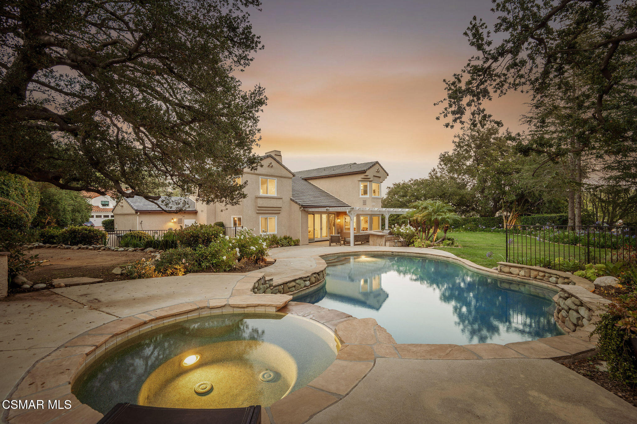 1707 Crooked Trail Place
