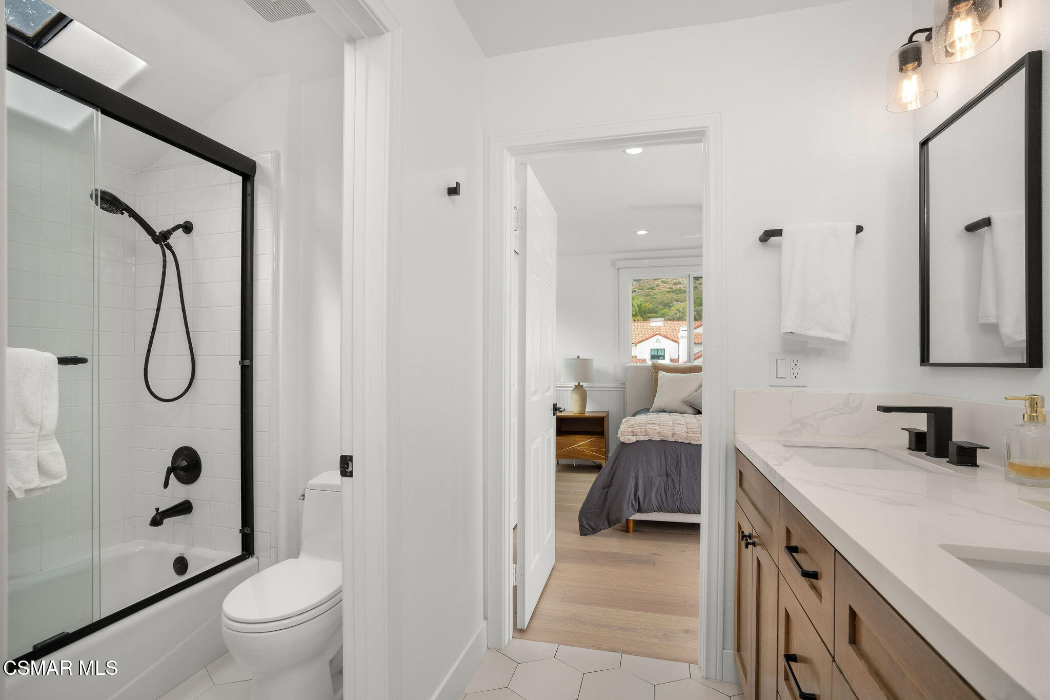 1707 Crooked Trail Place