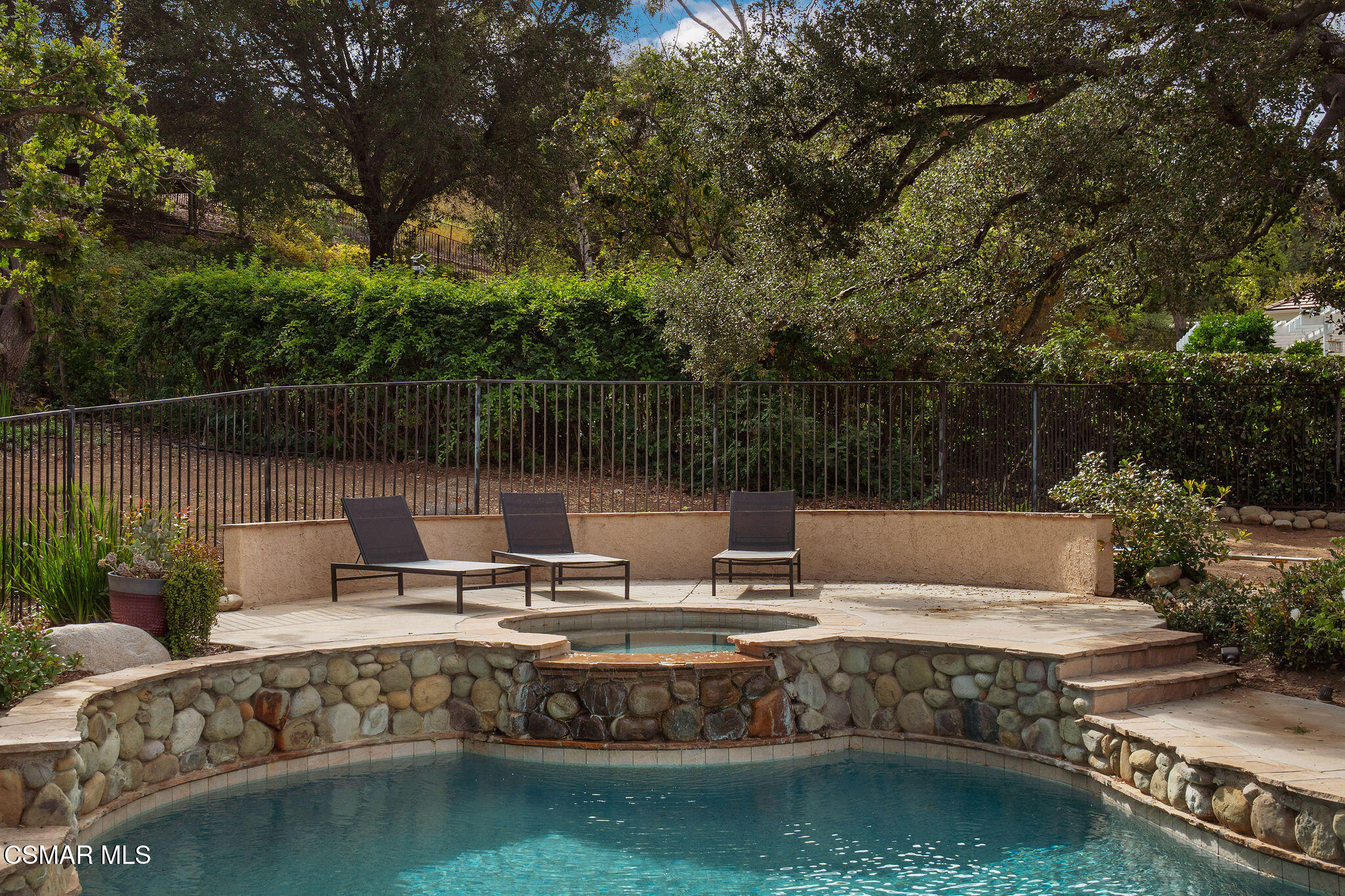 1707 Crooked Trail Place