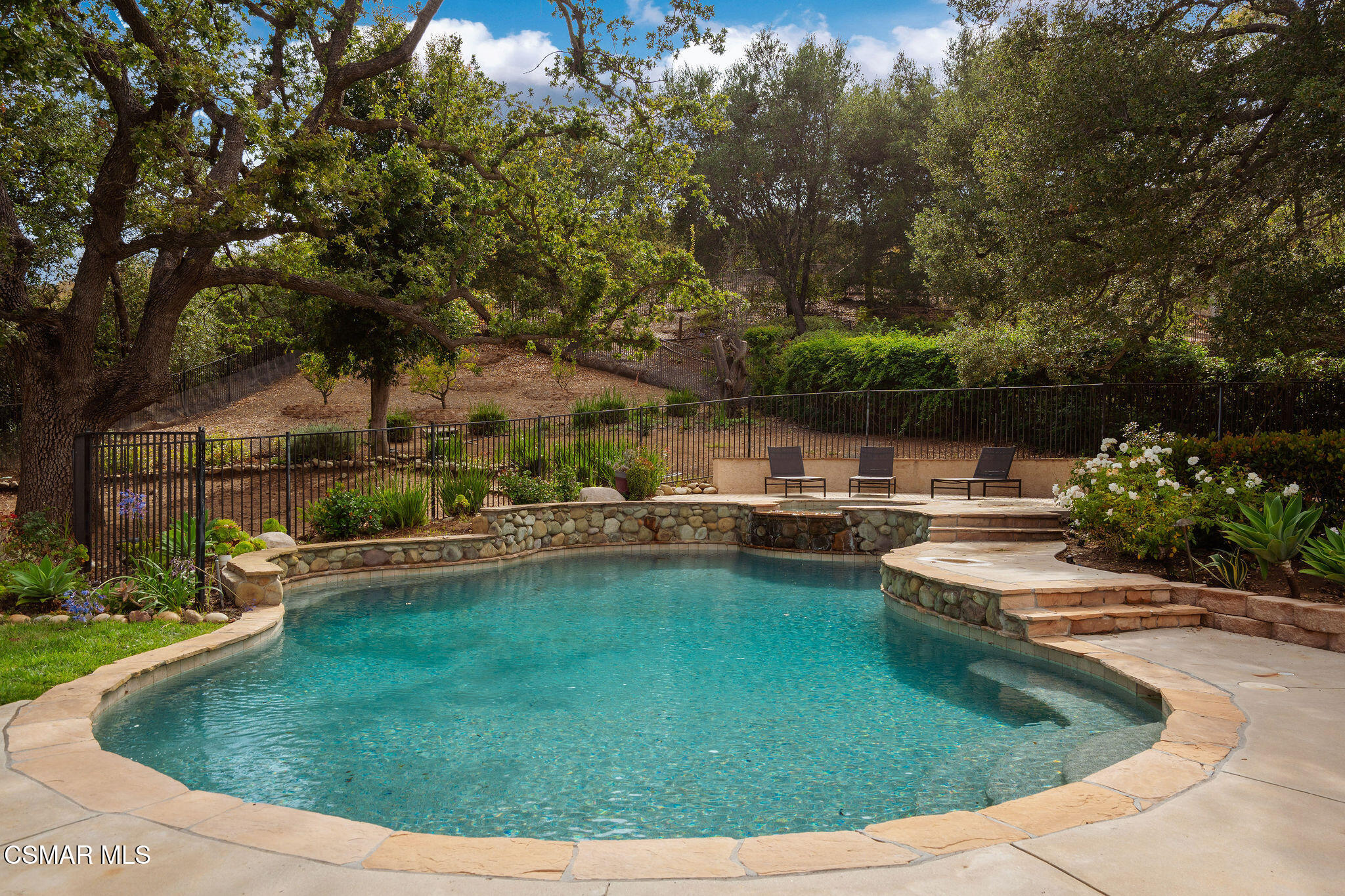 1707 Crooked Trail Place