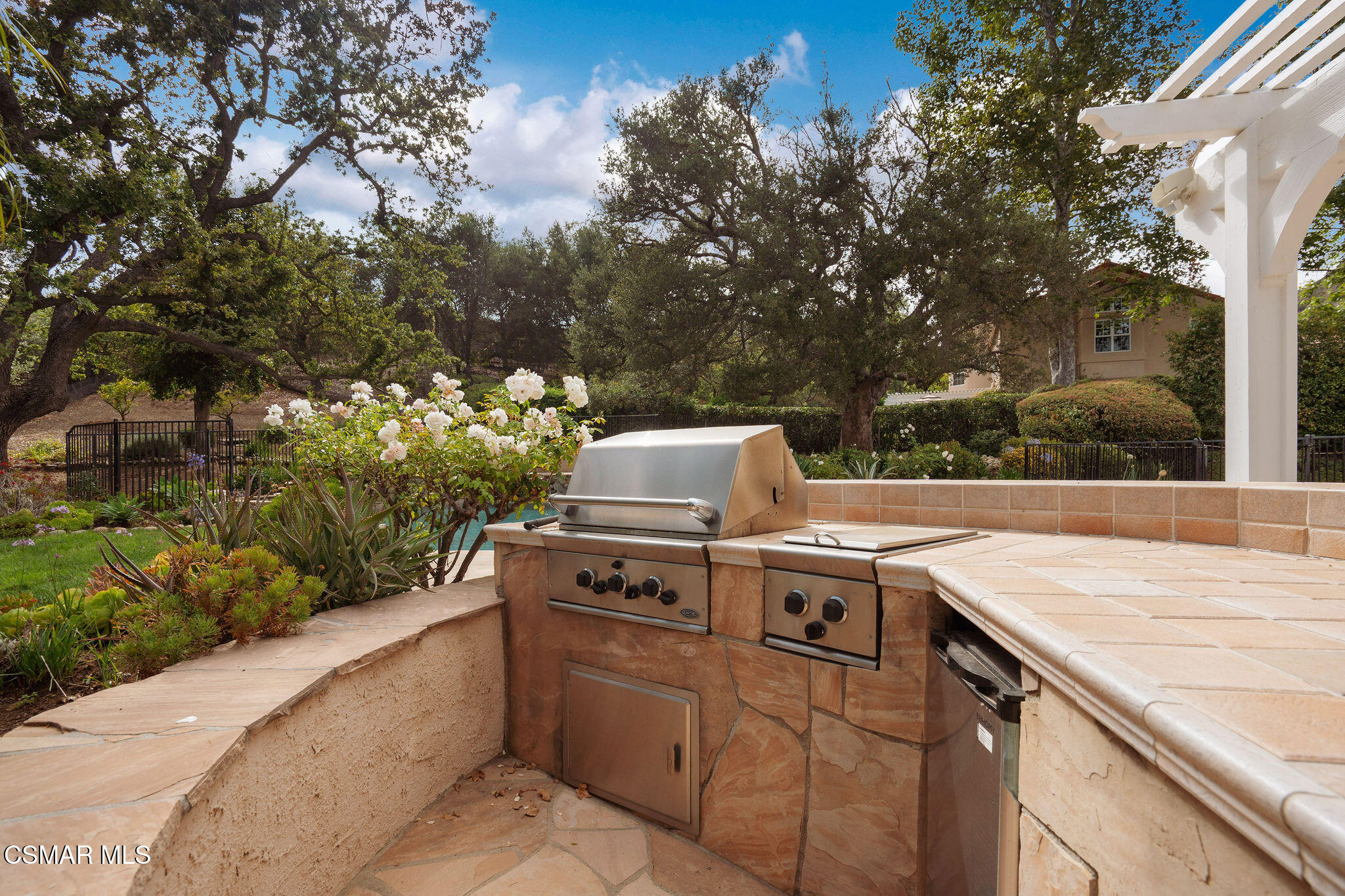 1707 Crooked Trail Place