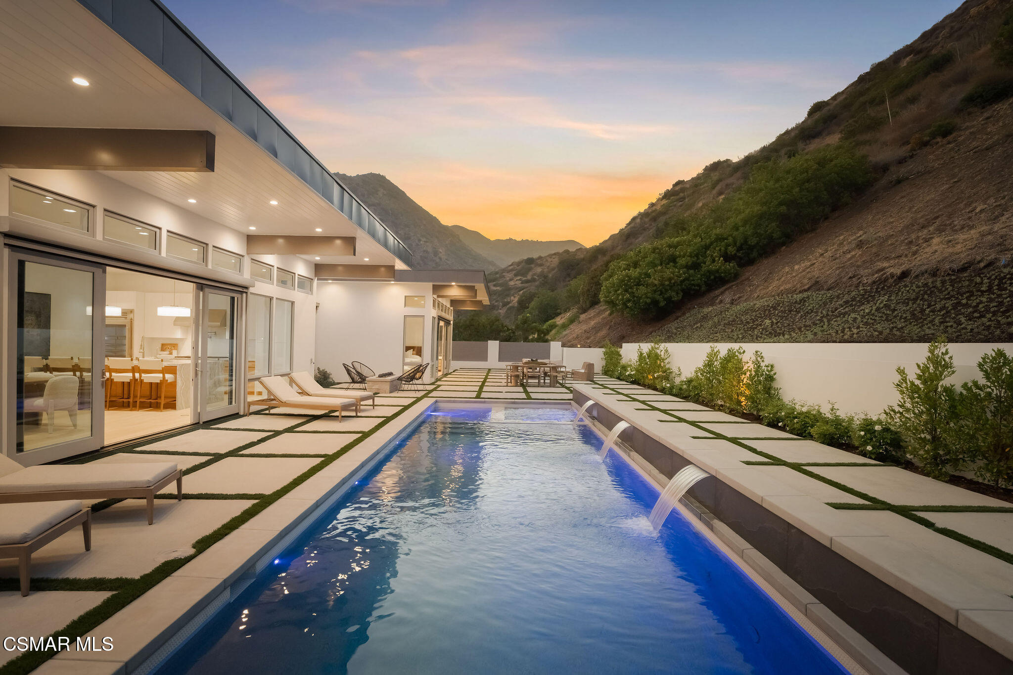 5924 Paseo Canyon Drive