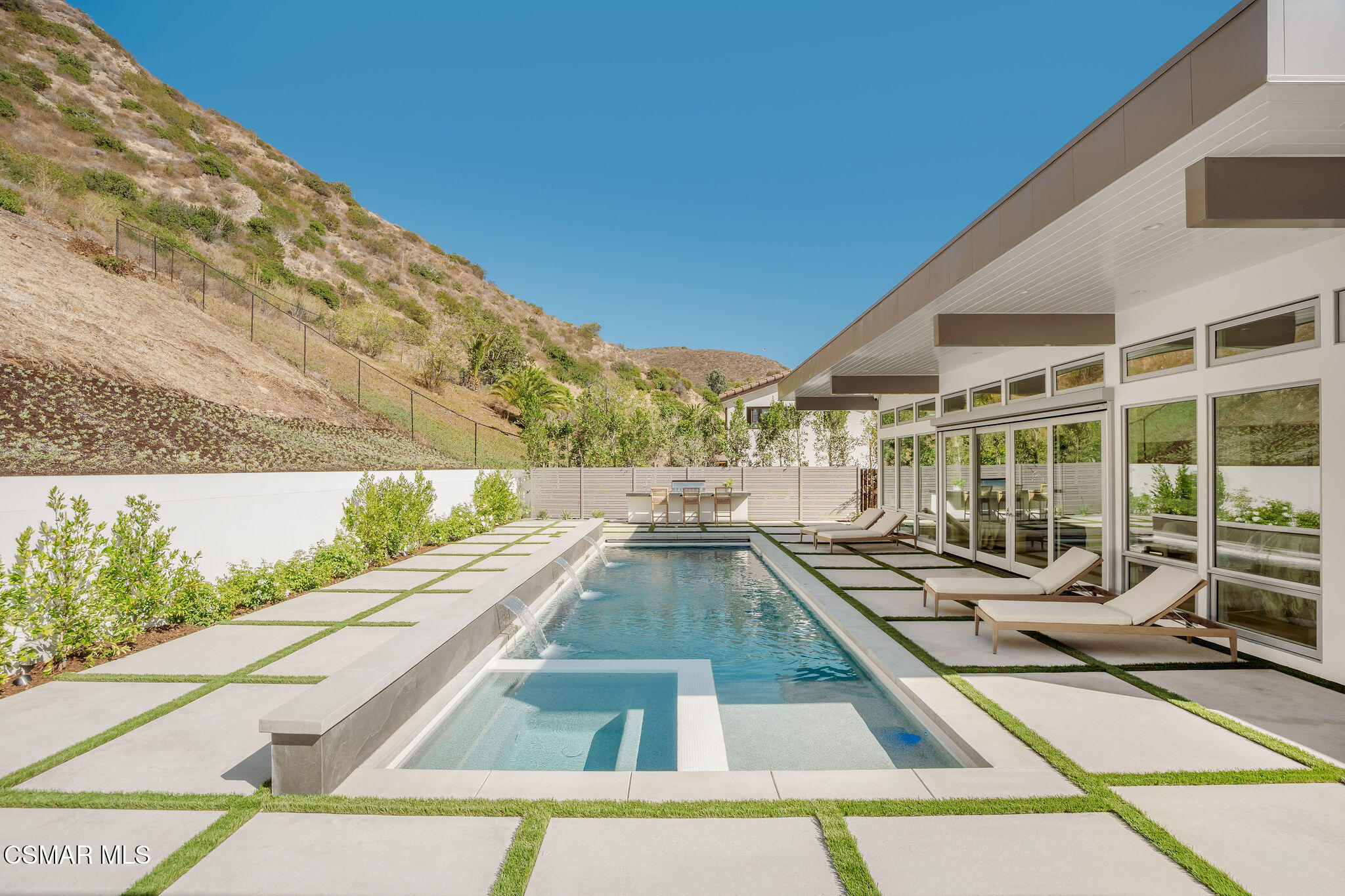 5924 Paseo Canyon Drive